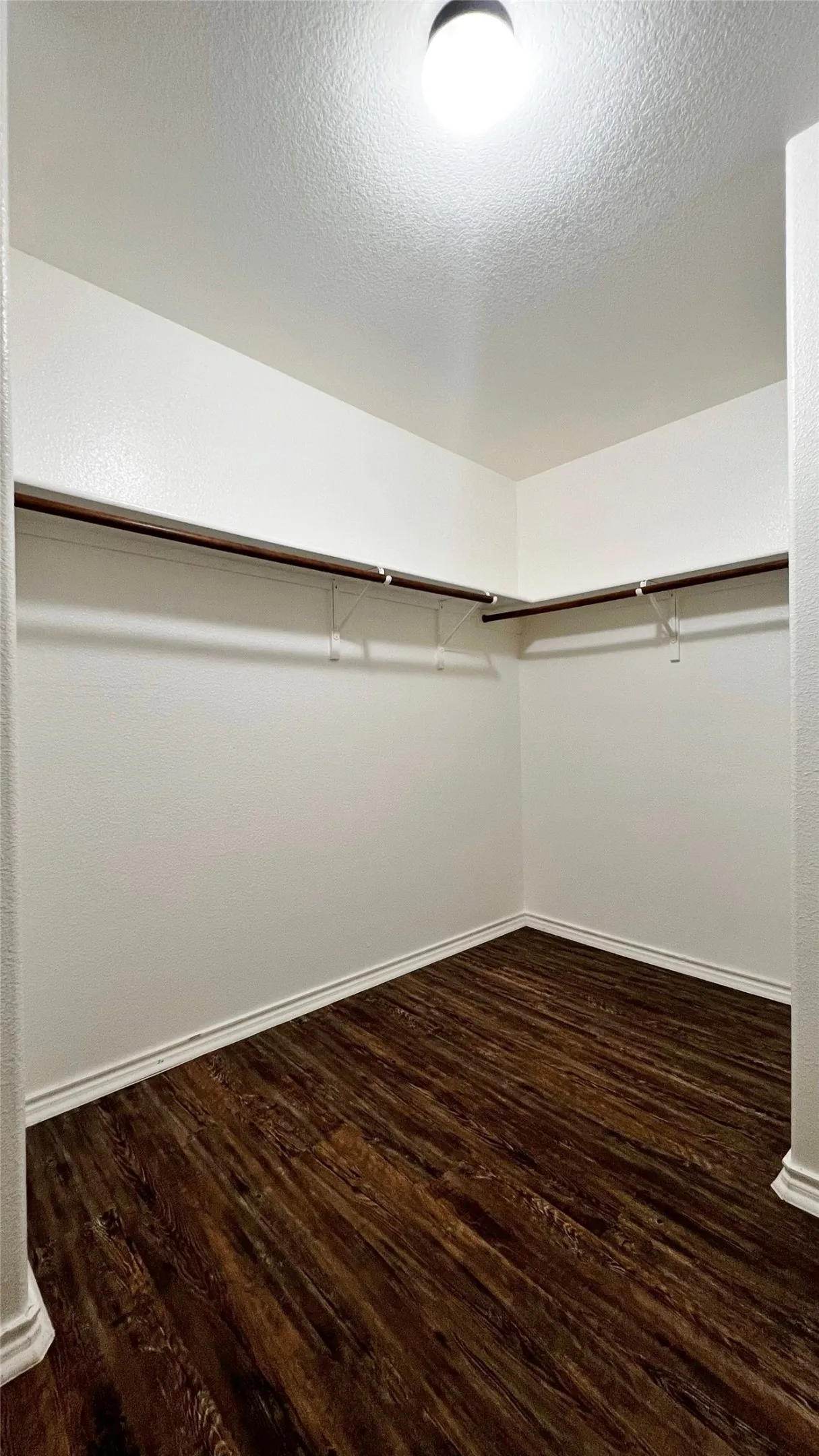 Single Family Residence For Rent in Tarrant County , 1724 Quails Nest Drive, Fort Worth, Texas 76177, 5 Bedroom, 3 Bathroom, 2 Garage spaces, 2,938 Sqft, built in 2006, mls#21332468, Real Estate Agent in Fort Worth, Homes For Rent in Tarrant county, Homes For Rent in Fort Worth, Realtor in Fort Worth Texas, Real Estate Brokerage Independent Realty Texas, Luminita Cordes Realtor