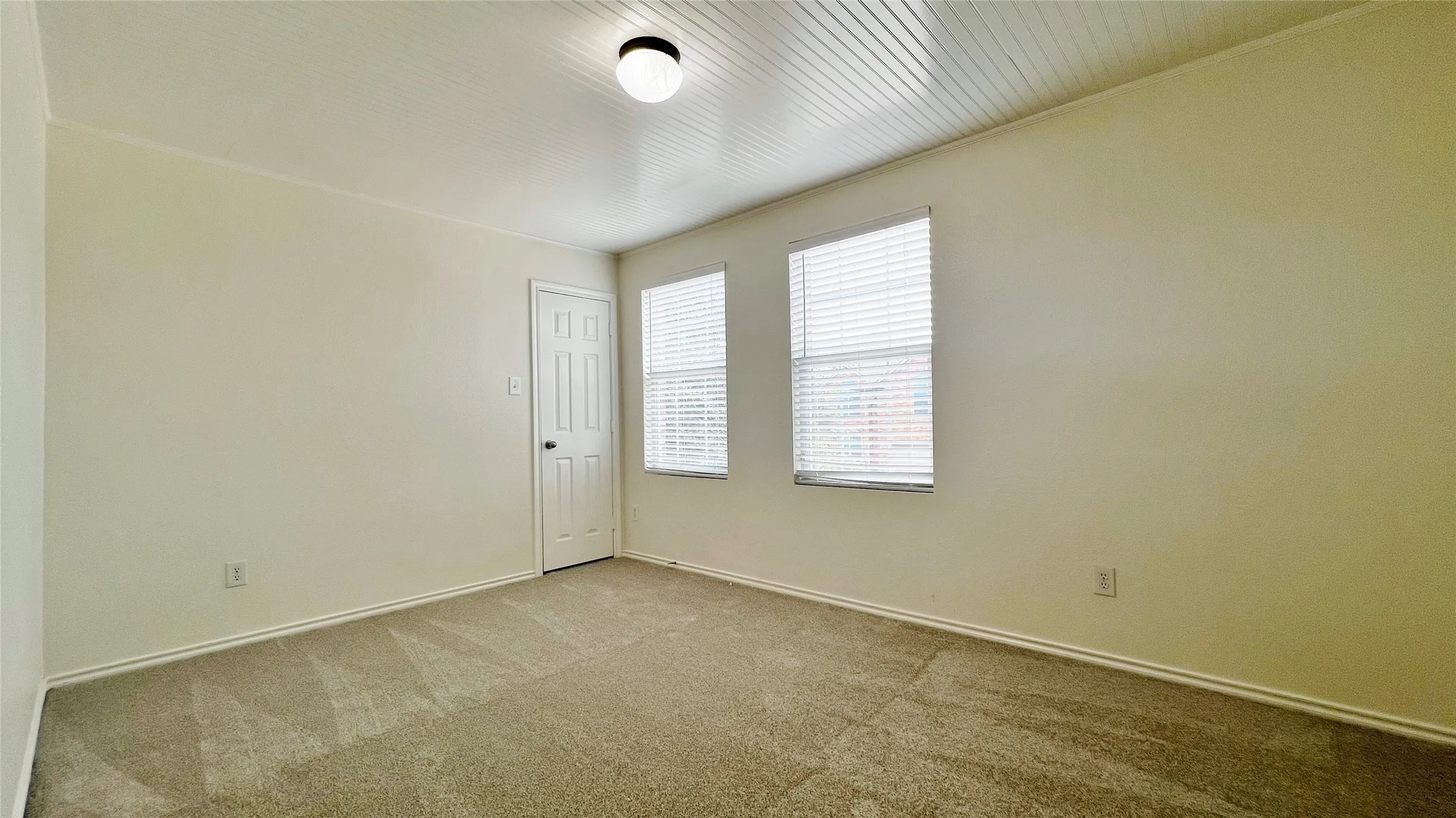 Single Family Residence For Rent in Tarrant County , 1724 Quails Nest Drive, Fort Worth, Texas 76177, 5 Bedroom, 3 Bathroom, 2 Garage spaces, 2,938 Sqft, built in 2006, mls#21332468, Real Estate Agent in Fort Worth, Homes For Rent in Tarrant county, Homes For Rent in Fort Worth, Realtor in Fort Worth Texas, Real Estate Brokerage Independent Realty Texas, Luminita Cordes Realtor