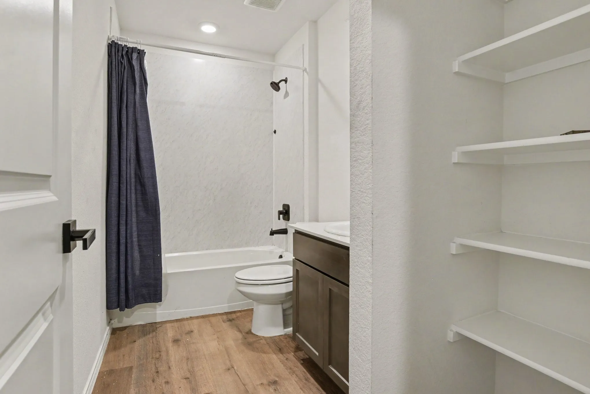 Single Family Residence For Sale in Hunt County , 217 Red Stream Way, Caddo Mills, Texas 75135, 3 Bedroom, 2 Bathroom, 2 Garage spaces, 1,476 Sqft, built in 2023, mls#21332430, Real Estate Agent in Caddo Mills, Homes For Sale in Hunt county, Homes For Sale in Caddo Mills, Realtor in Caddo Mills Texas, Real Estate Brokerage Independent Realty Texas, Luminita Cordes Realtor