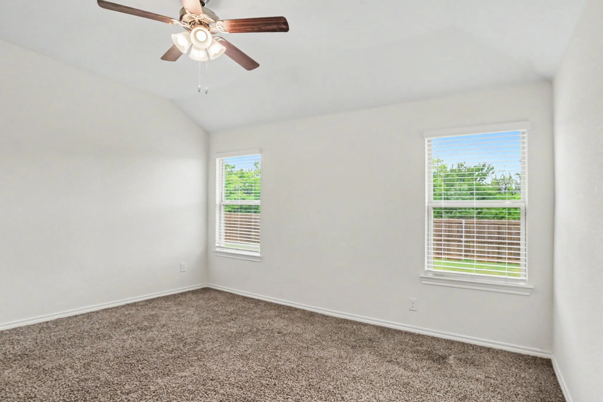 Single Family Residence For Sale in Hunt County , 217 Red Stream Way, Caddo Mills, Texas 75135, 3 Bedroom, 2 Bathroom, 2 Garage spaces, 1,476 Sqft, built in 2023, mls#21332430, Real Estate Agent in Caddo Mills, Homes For Sale in Hunt county, Homes For Sale in Caddo Mills, Realtor in Caddo Mills Texas, Real Estate Brokerage Independent Realty Texas, Luminita Cordes Realtor