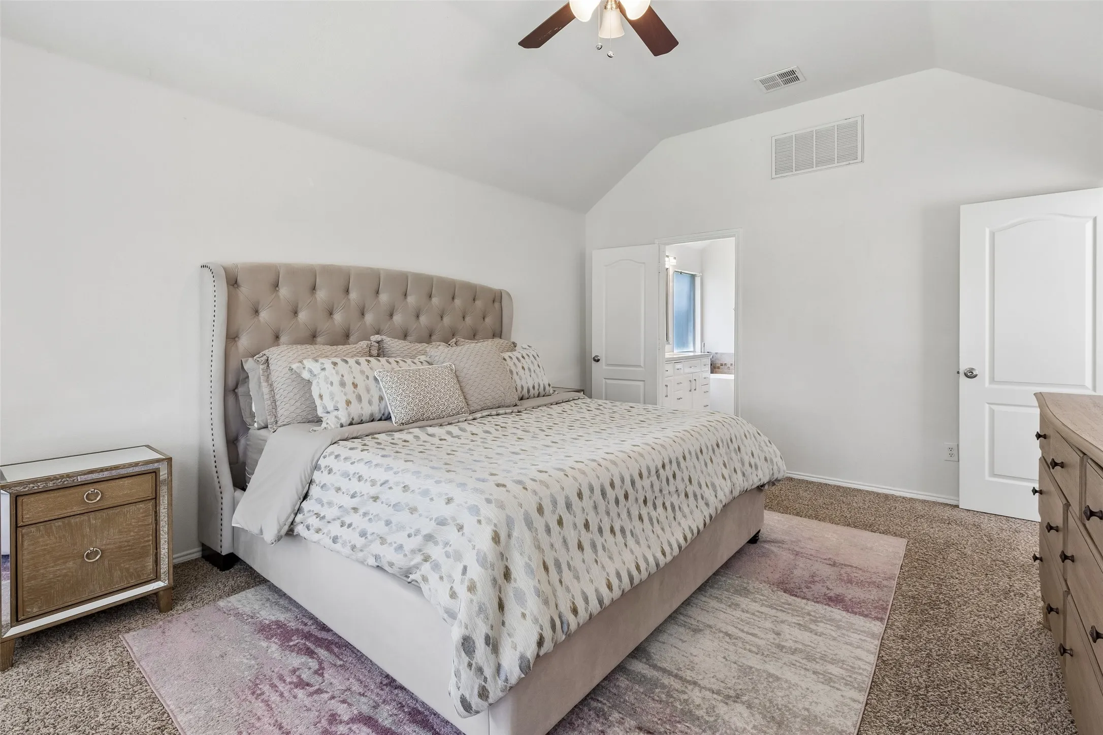 Single Family Residence For Sale in Collin County , 11809 Woodland Way, Frisco, Texas 75035, 4 Bedroom, 2 Bathroom, 2 Garage spaces, 2,090 Sqft, built in 1998, mls#21332061, Real Estate Agent in Frisco, Homes For Sale in Collin county, Homes For Sale in Frisco, Realtor in Frisco Texas, Real Estate Brokerage Independent Realty Texas, Luminita Cordes Realtor