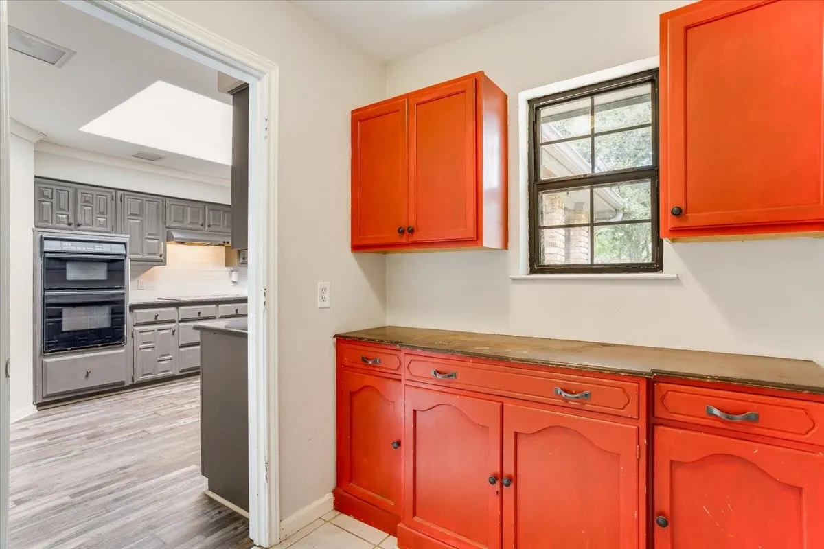additional cabinets in laundry room