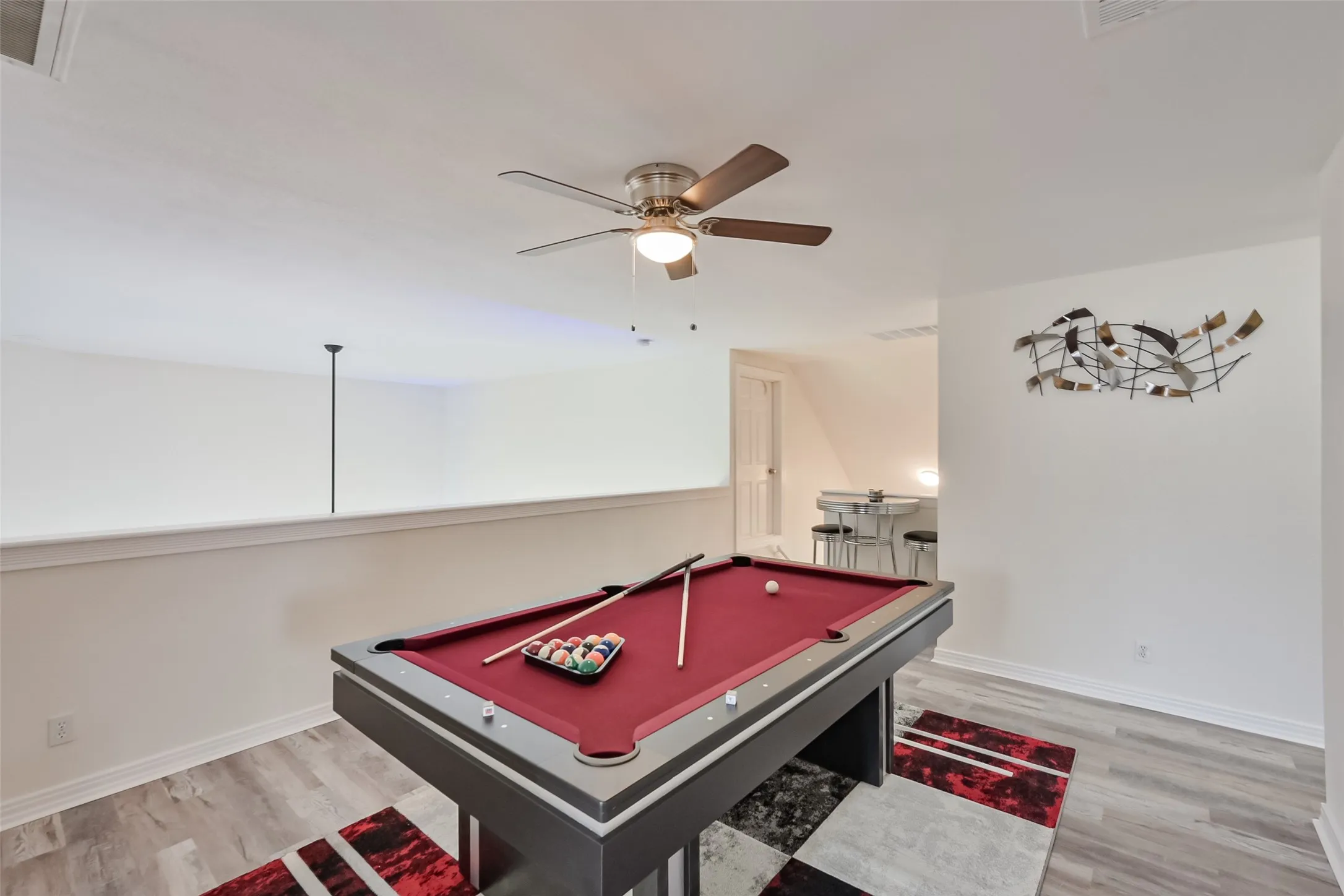 Single Family Residence For Rent in Tarrant County , 2735 Water Oak Drive, Grand Prairie, Texas 75052, 5 Bedroom, 4 Bathroom, 2 Garage spaces, 3,546 Sqft, built in 2000, mls#21332487, Real Estate Agent in Grand Prairie, Homes For Rent in Tarrant county, Homes For Rent in Grand Prairie, Realtor in Grand Prairie Texas, Real Estate Brokerage Independent Realty Texas, Luminita Cordes Realtor
