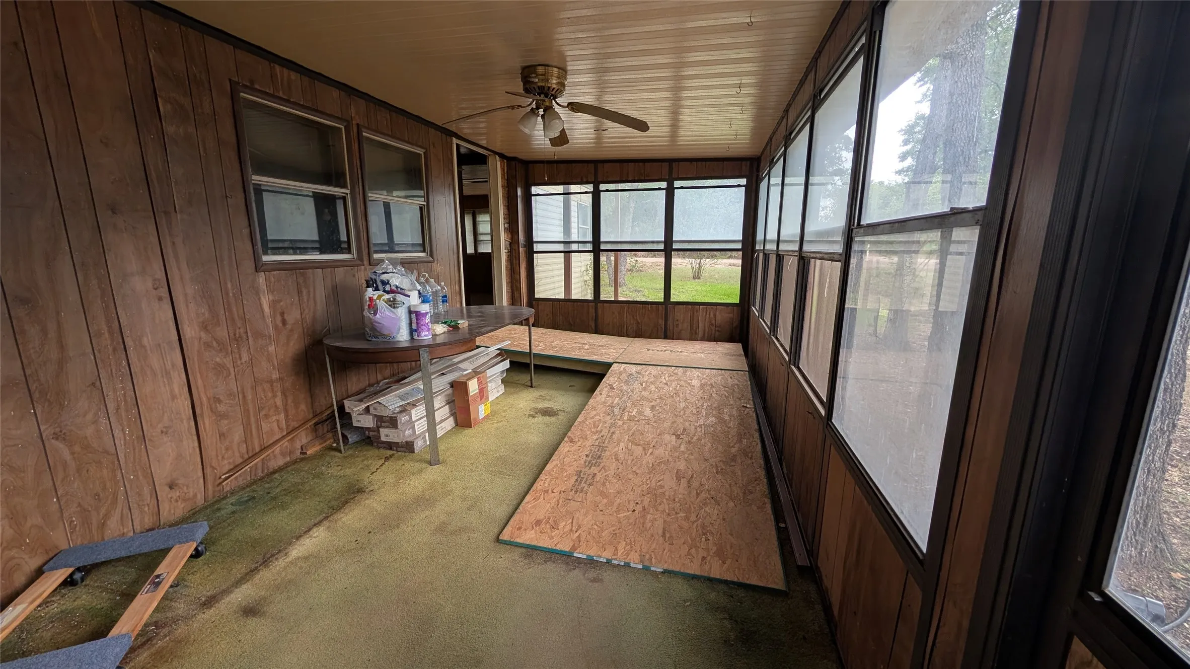 Mobile Home For Sale in Mc Lennan County , 325 Oakgrove Circle, Elm Mott, Texas 76640, 3 Bedroom, 2 Bathroom, Garage spaces, 1,050 Sqft, built in 1979, mls#21331186, Real Estate Agent in Elm Mott, Homes For Sale in Mc Lennan county, Homes For Sale in Elm Mott, Realtor in Elm Mott Texas, Real Estate Brokerage Independent Realty Texas, Luminita Cordes Realtor