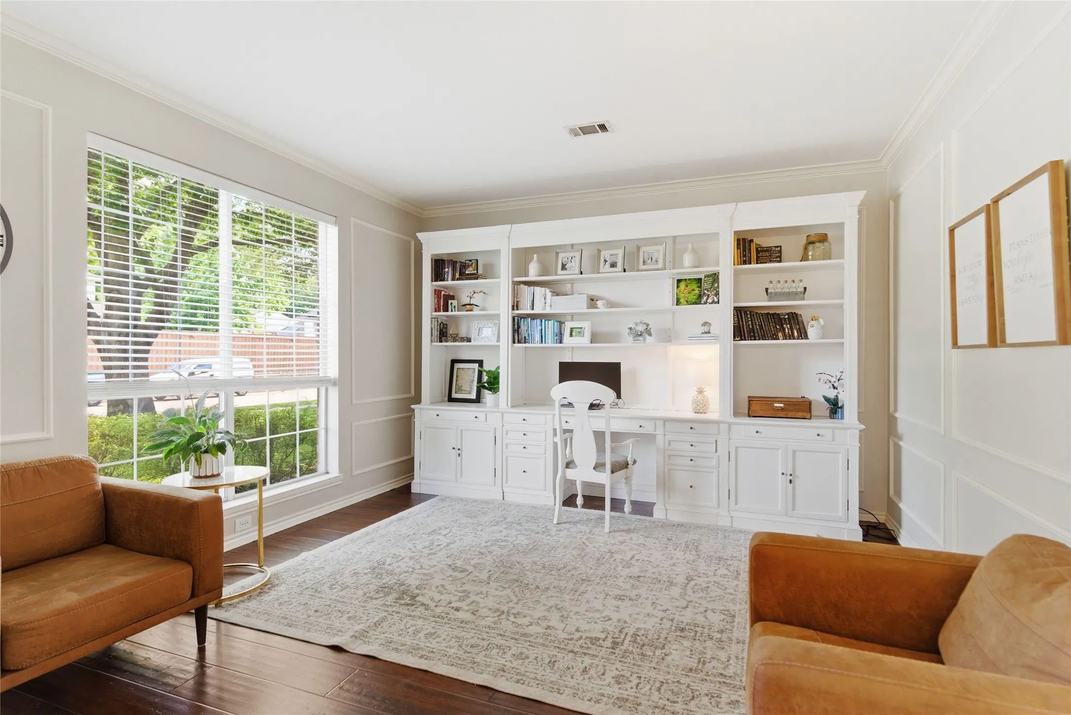 Front sitting and Office