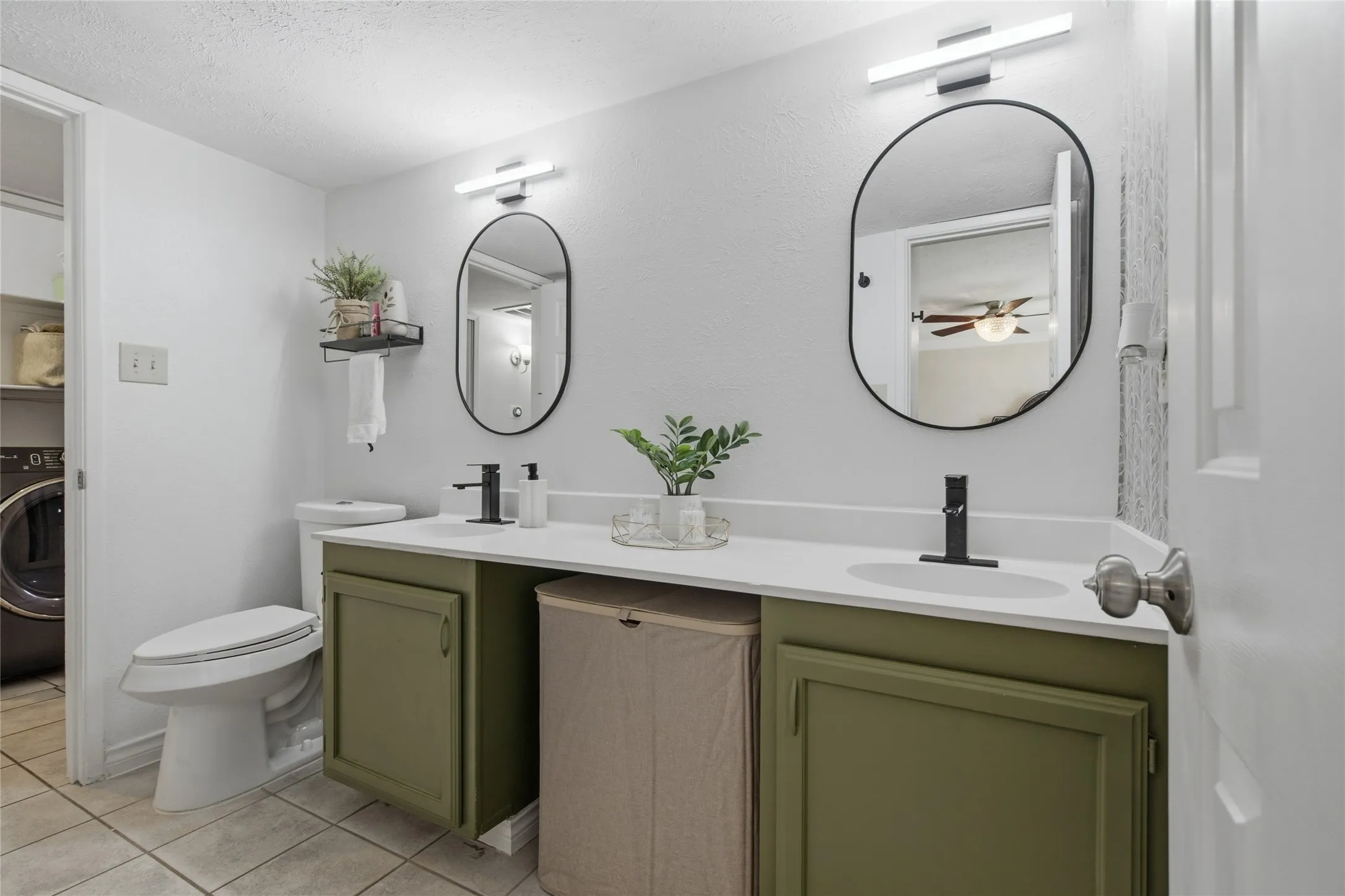 Single Family Residence For Sale in Tarrant County , 2326 Idlewood Drive, Arlington, Texas 76014, 4 Bedroom, 2 Bathroom, Garage spaces, 1,332 Sqft, built in 1981, mls#21331474, Real Estate Agent in Arlington, Homes For Sale in Tarrant county, Homes For Sale in Arlington, Realtor in Arlington Texas, Real Estate Brokerage Independent Realty Texas, Luminita Cordes Realtor