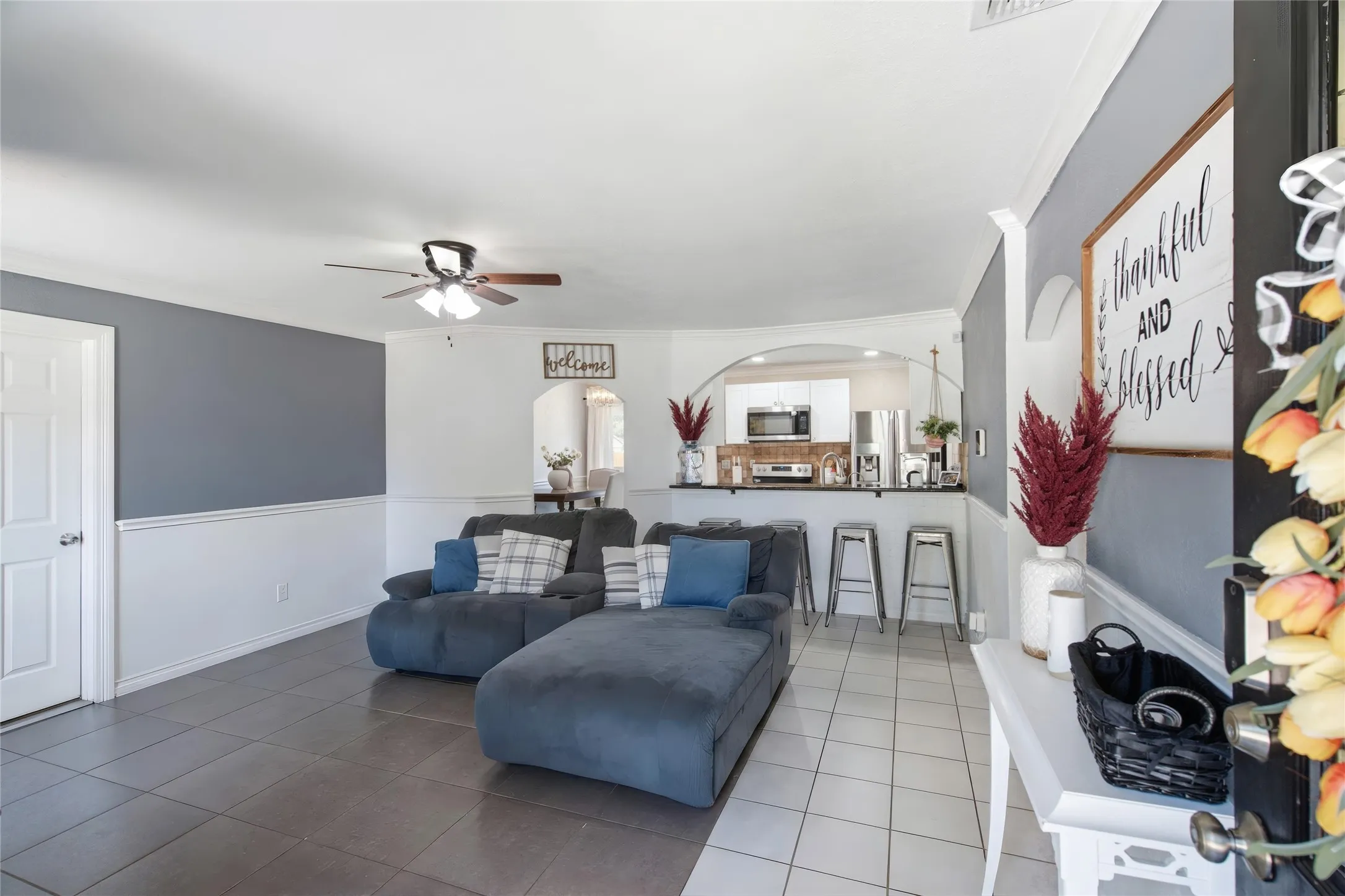 Single Family Residence For Sale in Tarrant County , 2326 Idlewood Drive, Arlington, Texas 76014, 4 Bedroom, 2 Bathroom, Garage spaces, 1,332 Sqft, built in 1981, mls#21331474, Real Estate Agent in Arlington, Homes For Sale in Tarrant county, Homes For Sale in Arlington, Realtor in Arlington Texas, Real Estate Brokerage Independent Realty Texas, Luminita Cordes Realtor