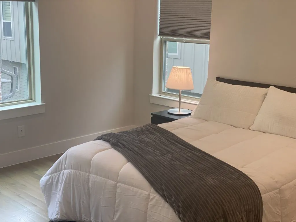 Townhouse For Rent in Dallas County , 1802 Deacon Hill, Dallas, Texas 75204, 2 Bedrooms, 3 Bathrooms, 2 Garage spaces, 1,426 Sqft, built in 2019, Price $3,400, mls#21332508, Real Estate Agent in Dallas, Homes For Rent in Dallas county, Homes For Rent in Dallas, Realtor in Dallas Texas, Real Estate Brokerage Independent Realty Texas, Luminita Cordes Realtor