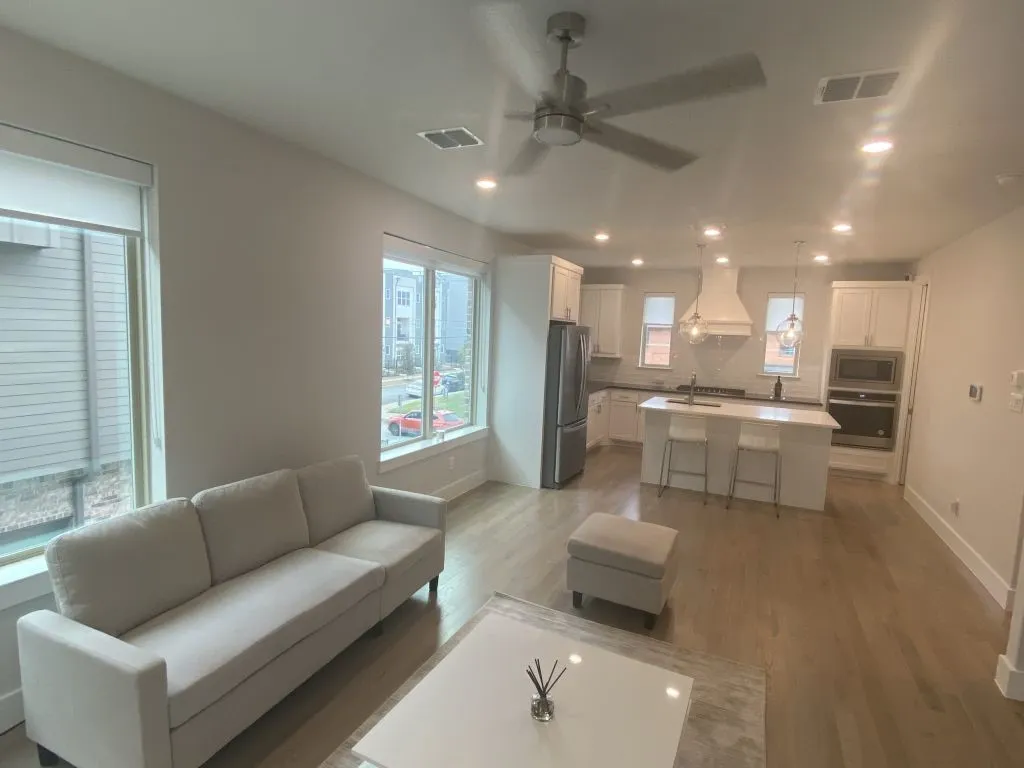 Townhouse For Rent in Dallas County , 1802 Deacon Hill, Dallas, Texas 75204, 2 Bedrooms, 3 Bathrooms, 2 Garage spaces, 1,426 Sqft, built in 2019, Price $3,400, mls#21332508, Real Estate Agent in Dallas, Homes For Rent in Dallas county, Homes For Rent in Dallas, Realtor in Dallas Texas, Real Estate Brokerage Independent Realty Texas, Luminita Cordes Realtor