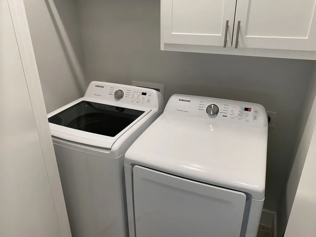 Townhouse For Rent in Dallas County , 1802 Deacon Hill, Dallas, Texas 75204, 2 Bedrooms, 3 Bathrooms, 2 Garage spaces, 1,426 Sqft, built in 2019, Price $3,400, mls#21332508, Real Estate Agent in Dallas, Homes For Rent in Dallas county, Homes For Rent in Dallas, Realtor in Dallas Texas, Real Estate Brokerage Independent Realty Texas, Luminita Cordes Realtor