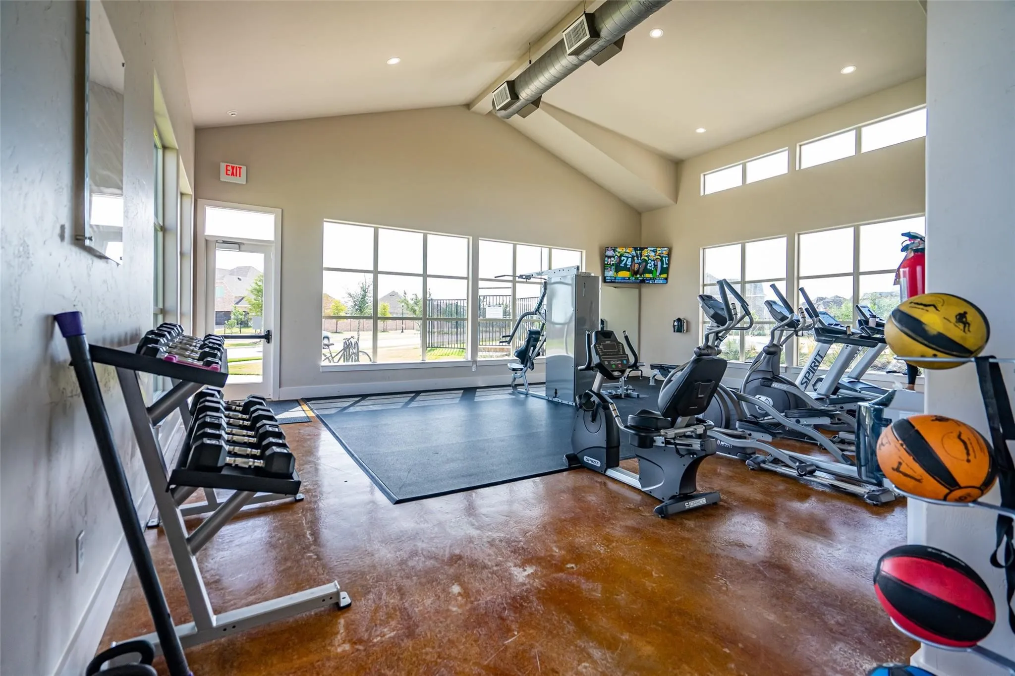 Single Family Residence For Sale in Collin County , 2721 Driftwood Creek Trail, Celina, Texas 75078, 4 Bedroom, 3 Bathroom, 2 Garage spaces, 2,564 Sqft, built in 2016, mls#21320304, Real Estate Agent in Celina, Homes For Sale in Collin county, Homes For Sale in Celina, Realtor in Celina Texas, Real Estate Brokerage Independent Realty Texas, Luminita Cordes Realtor
