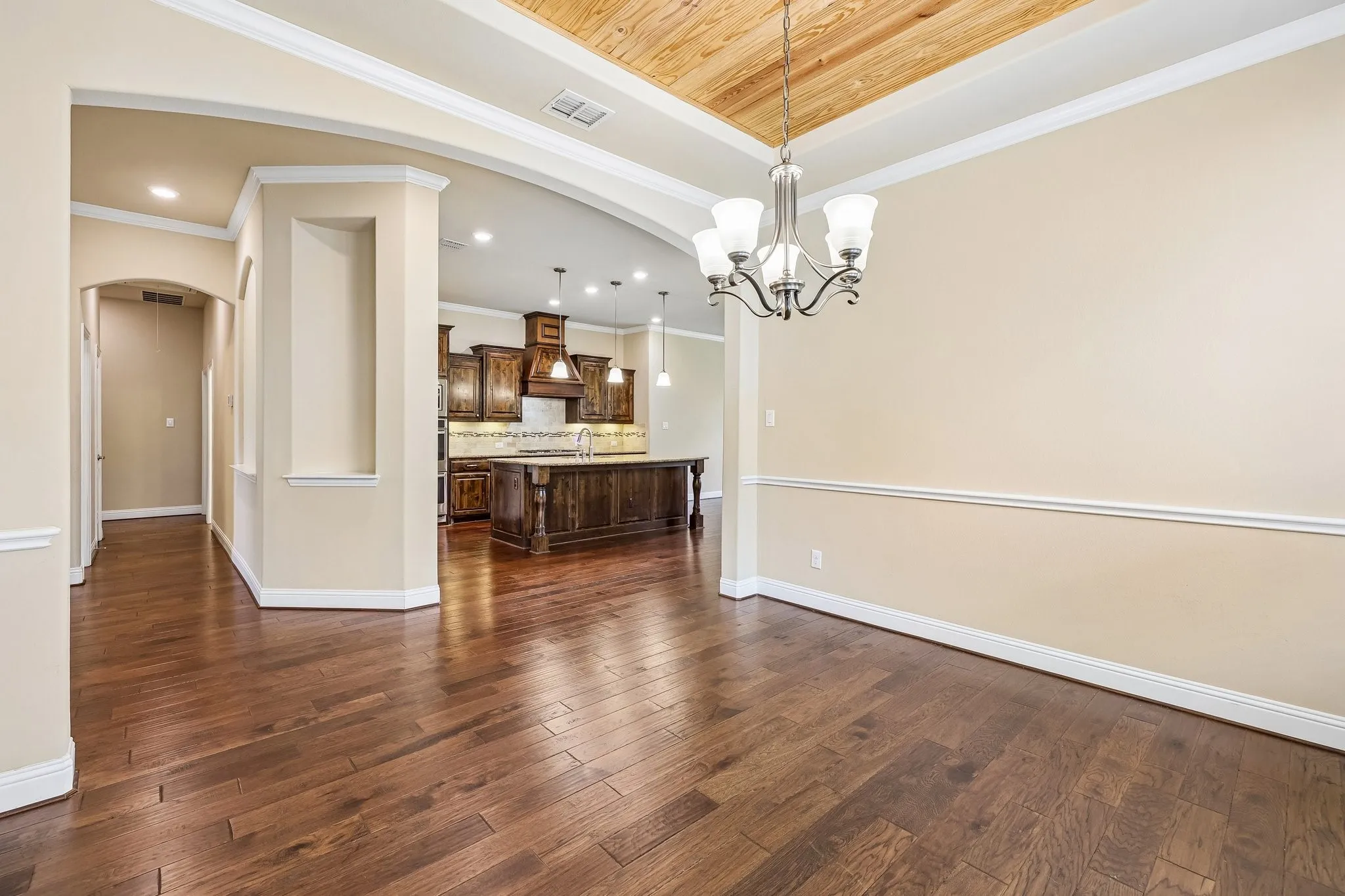 Single Family Residence For Sale in Collin County , 2721 Driftwood Creek Trail, Celina, Texas 75078, 4 Bedroom, 3 Bathroom, 2 Garage spaces, 2,564 Sqft, built in 2016, mls#21320304, Real Estate Agent in Celina, Homes For Sale in Collin county, Homes For Sale in Celina, Realtor in Celina Texas, Real Estate Brokerage Independent Realty Texas, Luminita Cordes Realtor