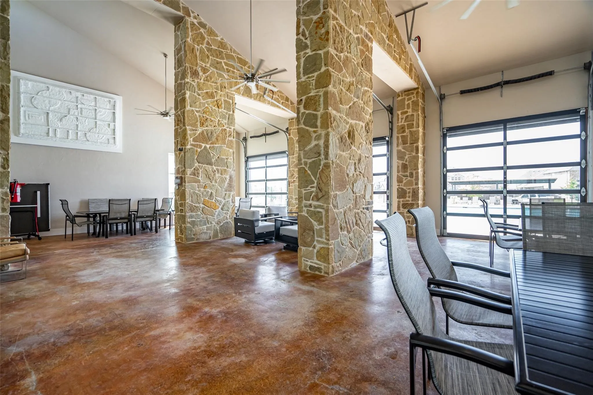 Single Family Residence For Sale in Collin County , 2721 Driftwood Creek Trail, Celina, Texas 75078, 4 Bedroom, 3 Bathroom, 2 Garage spaces, 2,564 Sqft, built in 2016, mls#21320304, Real Estate Agent in Celina, Homes For Sale in Collin county, Homes For Sale in Celina, Realtor in Celina Texas, Real Estate Brokerage Independent Realty Texas, Luminita Cordes Realtor