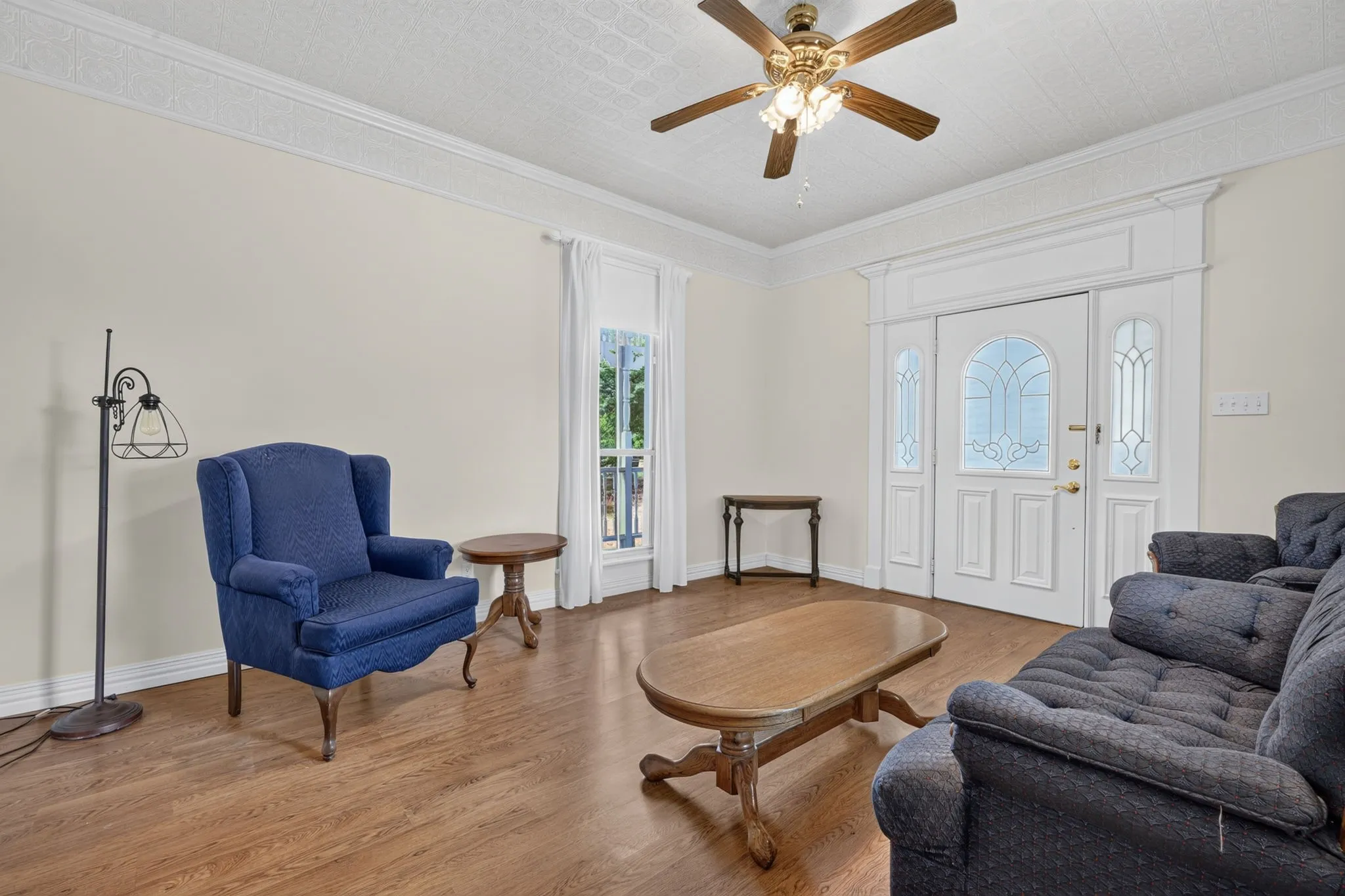 Single Family Residence For Sale in Parker County , 217 E 1st Street, Weatherford, Texas 76086, 2 Bedroom, 1 Bathroom, Garage spaces, 1,148 Sqft, built in 0, mls#21331229, Real Estate Agent in Weatherford, Homes For Sale in Parker county, Homes For Sale in Weatherford, Realtor in Weatherford Texas, Real Estate Brokerage Independent Realty Texas, Luminita Cordes Realtor