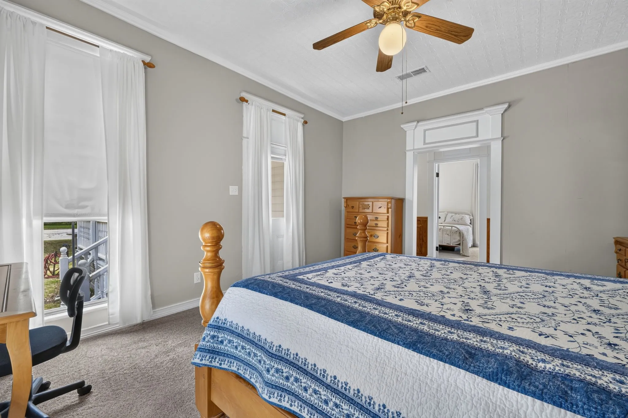 Single Family Residence For Sale in Parker County , 217 E 1st Street, Weatherford, Texas 76086, 2 Bedroom, 1 Bathroom, Garage spaces, 1,148 Sqft, built in 0, mls#21331229, Real Estate Agent in Weatherford, Homes For Sale in Parker county, Homes For Sale in Weatherford, Realtor in Weatherford Texas, Real Estate Brokerage Independent Realty Texas, Luminita Cordes Realtor