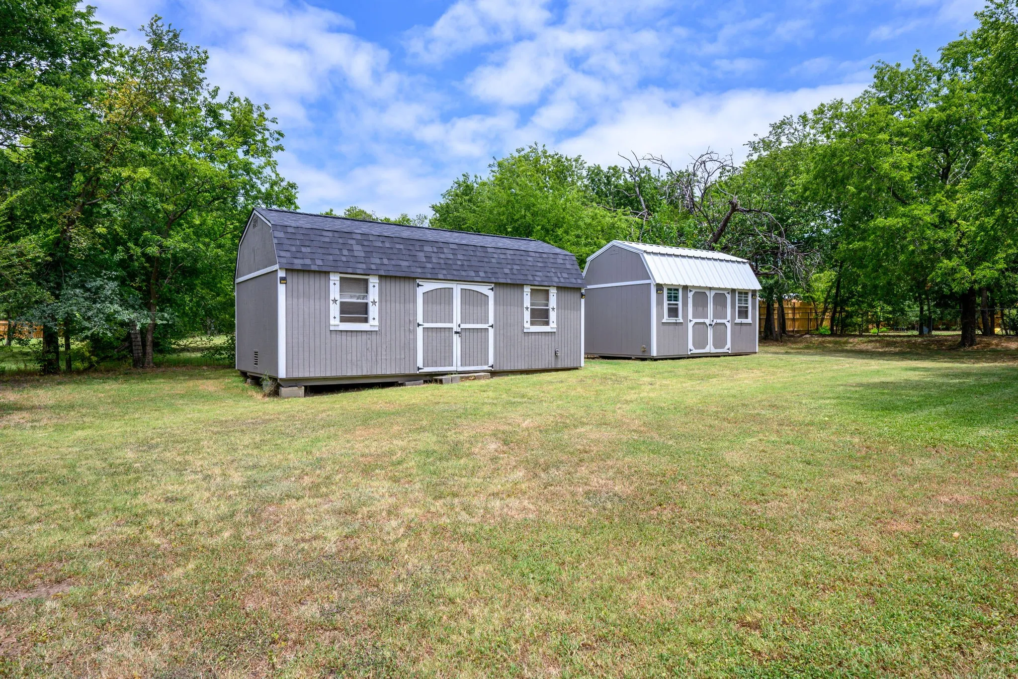 Single Family Residence For Sale in Parker County , 217 E 1st Street, Weatherford, Texas 76086, 2 Bedroom, 1 Bathroom, Garage spaces, 1,148 Sqft, built in 0, mls#21331229, Real Estate Agent in Weatherford, Homes For Sale in Parker county, Homes For Sale in Weatherford, Realtor in Weatherford Texas, Real Estate Brokerage Independent Realty Texas, Luminita Cordes Realtor