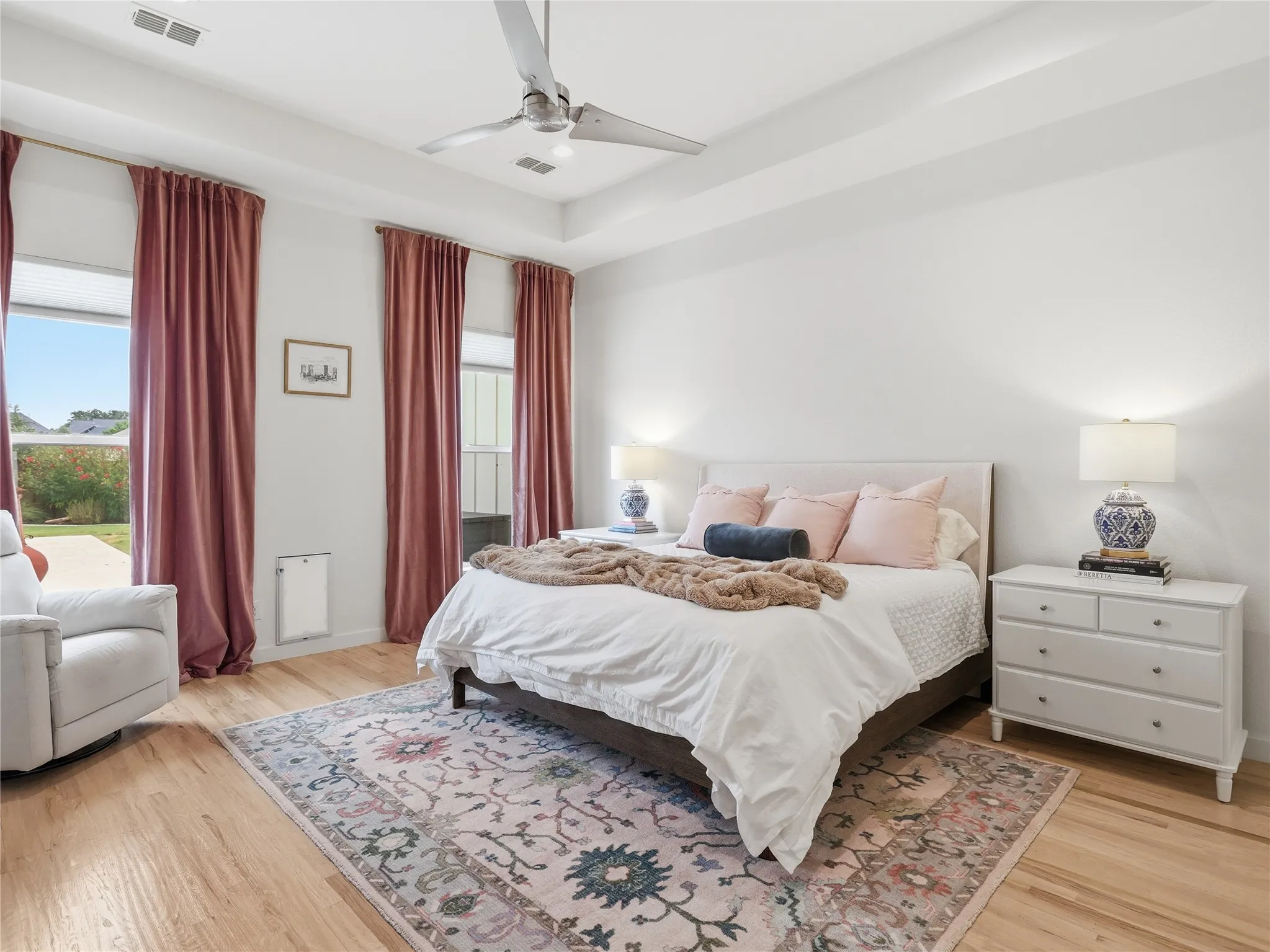 Single Family Residence For Sale in Denton County , 167 Stirling Drive, Argyle, Texas 76226, 4 Bedroom, 5 Bathroom, 3 Garage spaces, 3,387 Sqft, built in 2021, mls#21329275, Real Estate Agent in Argyle, Homes For Sale in Denton county, Homes For Sale in Argyle, Realtor in Argyle Texas, Real Estate Brokerage Independent Realty Texas, Luminita Cordes Realtor