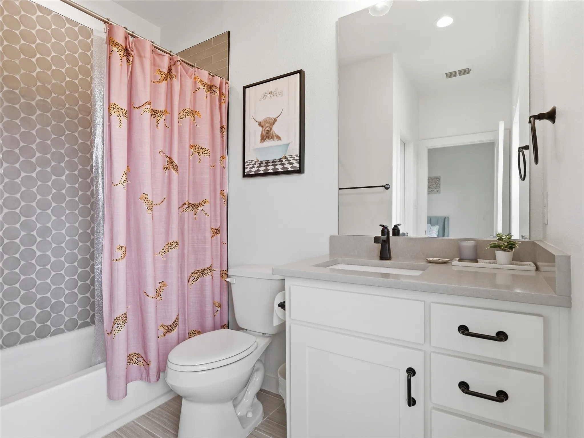 Single Family Residence For Sale in Denton County , 167 Stirling Drive, Argyle, Texas 76226, 4 Bedroom, 5 Bathroom, 3 Garage spaces, 3,387 Sqft, built in 2021, mls#21329275, Real Estate Agent in Argyle, Homes For Sale in Denton county, Homes For Sale in Argyle, Realtor in Argyle Texas, Real Estate Brokerage Independent Realty Texas, Luminita Cordes Realtor