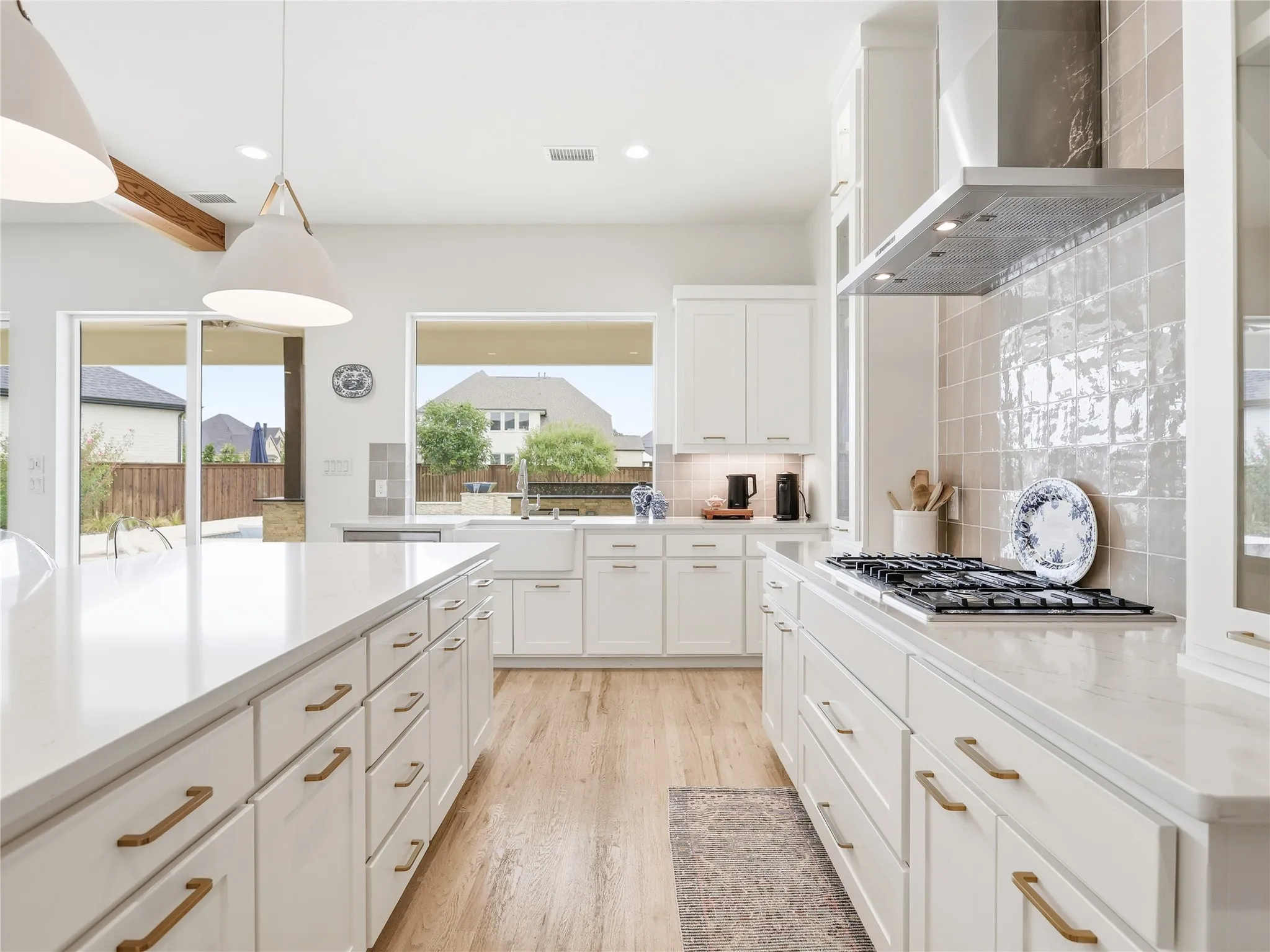 Single Family Residence For Sale in Denton County , 167 Stirling Drive, Argyle, Texas 76226, 4 Bedroom, 5 Bathroom, 3 Garage spaces, 3,387 Sqft, built in 2021, mls#21329275, Real Estate Agent in Argyle, Homes For Sale in Denton county, Homes For Sale in Argyle, Realtor in Argyle Texas, Real Estate Brokerage Independent Realty Texas, Luminita Cordes Realtor