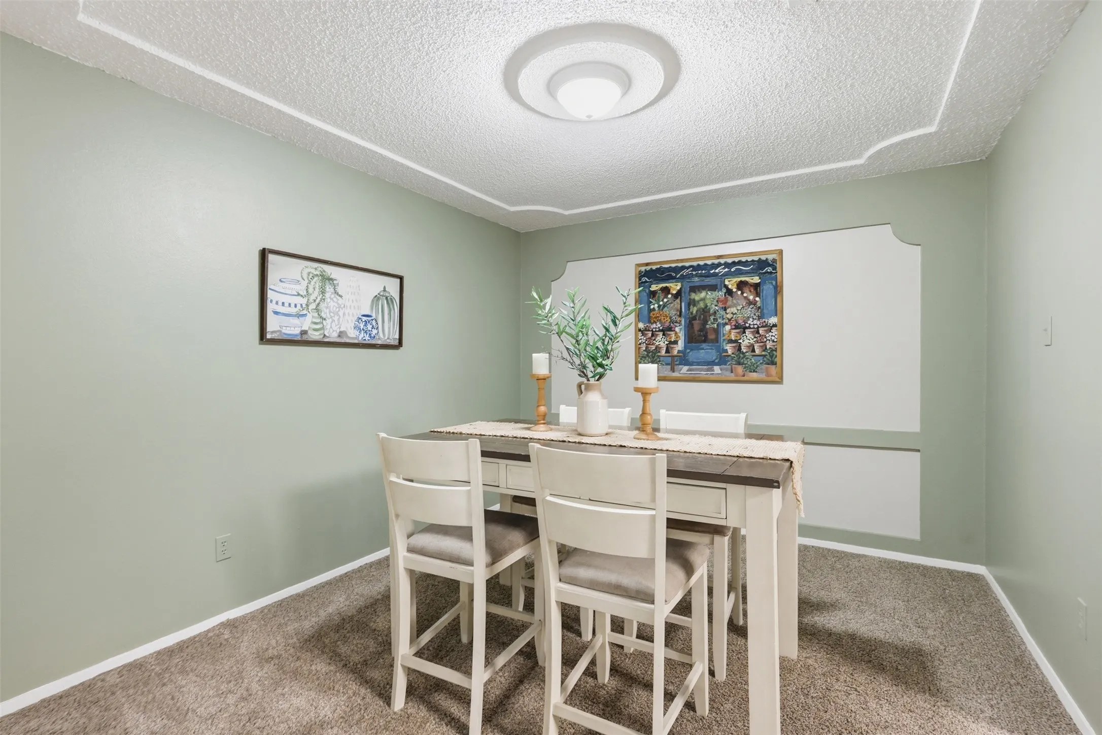 Single Family Residence For Sale in Tarrant County , 5536 Meadow Oak Street, North Richland Hills, Texas 76180, 3 Bedroom, 2 Bathroom, 2 Garage spaces, 1,786 Sqft, built in 1980, mls#21328960, Real Estate Agent in North Richland Hills, Homes For Sale in Tarrant county, Homes For Sale in North Richland Hills, Realtor in North Richland Hills Texas, Real Estate Brokerage Independent Realty Texas, Luminita Cordes Realtor