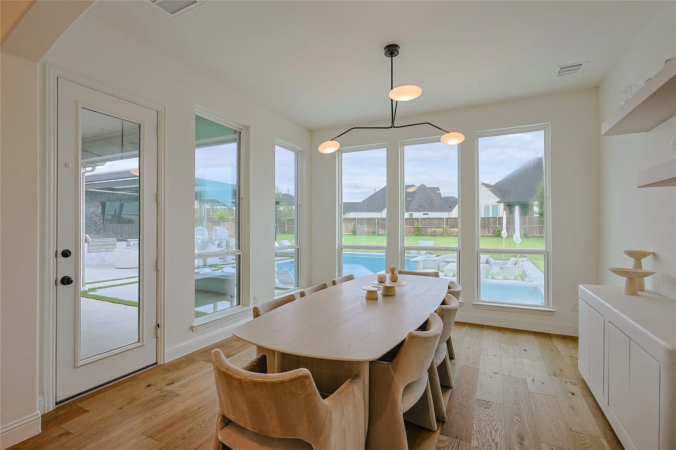 Single Family Residence For Sale in Tarrant County , 2028 Waterleaf Road, Haslet, Texas 76052, 4 Bedroom, 5 Bathroom, 3 Garage spaces, 4,144 Sqft, built in 2022, mls#21332307, Real Estate Agent in Haslet, Homes For Sale in Tarrant county, Homes For Sale in Haslet, Realtor in Haslet Texas, Real Estate Brokerage Independent Realty Texas, Luminita Cordes Realtor