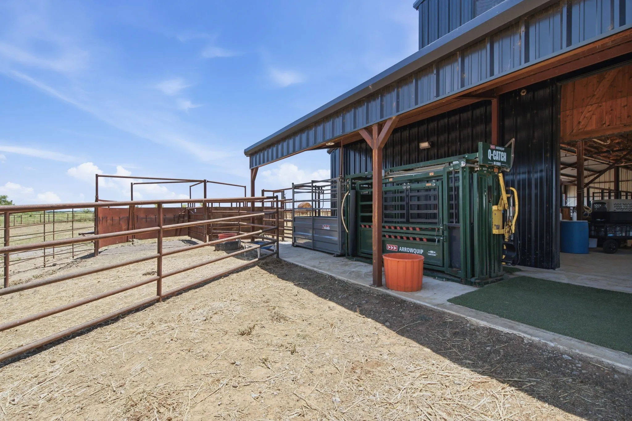 Squeeze Chute