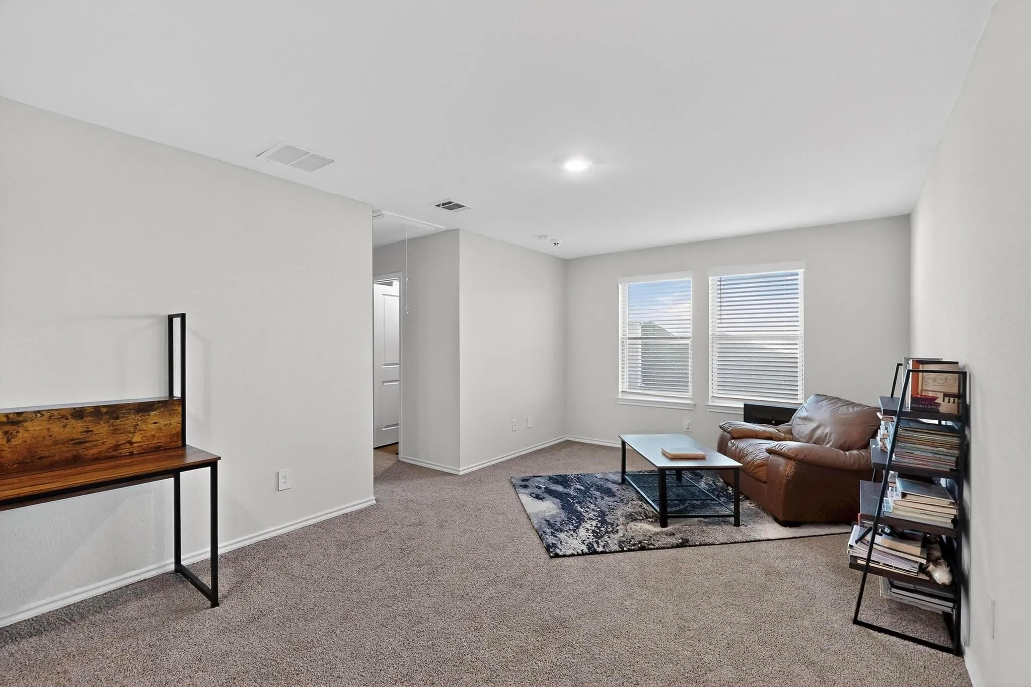 Single Family Residence For Sale in Denton County , 13196 S Haven Way, Providence Village, Texas 76227, 4 Bedroom, 3 Bathroom, 2 Garage spaces, 2,159 Sqft, built in 2023, mls#21332552, Real Estate Agent in Providence Village, Homes For Sale in Denton county, Homes For Sale in Providence Village, Realtor in Providence Village Texas, Real Estate Brokerage Independent Realty Texas, Luminita Cordes Realtor