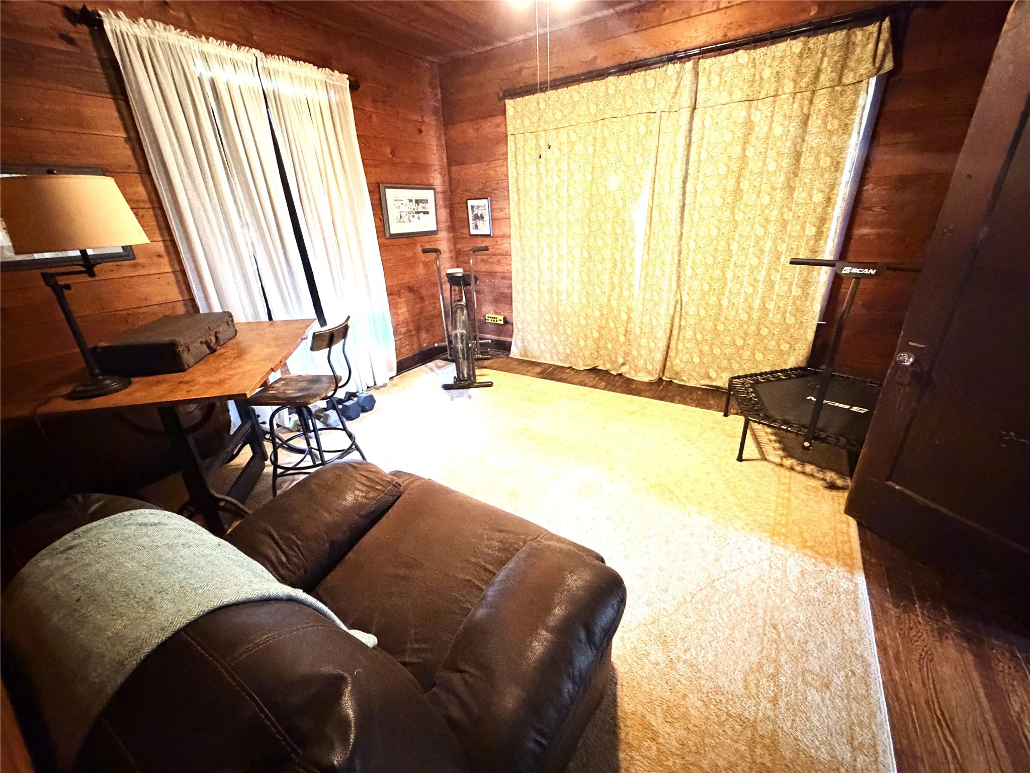 bedroom or office