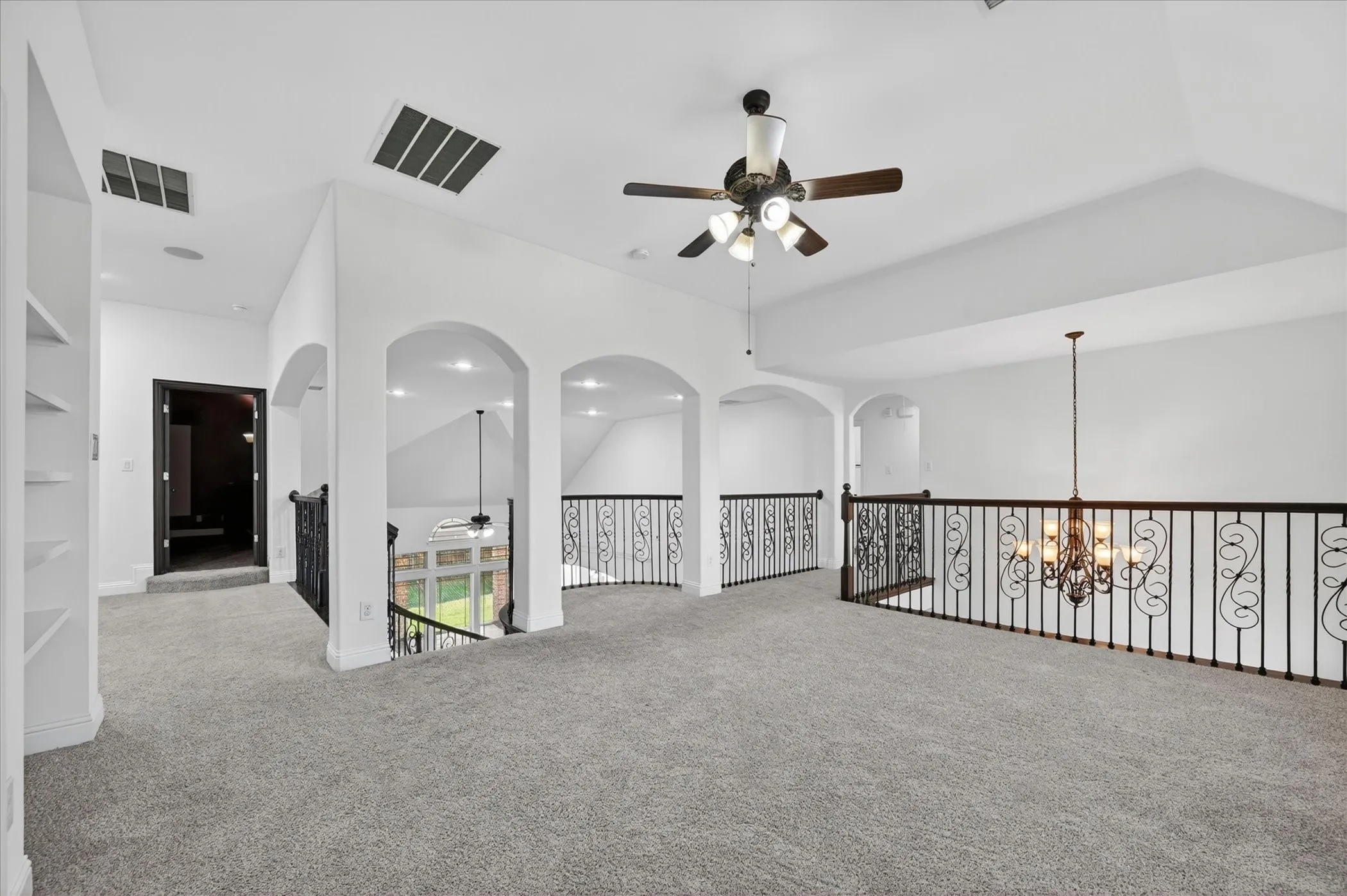 Single Family Residence For Sale in Denton County , 1009 Spinks Court, Flower Mound, Texas 75028, 5 Bedroom, 4 Bathroom, 3 Garage spaces, 4,465 Sqft, built in 2014, mls#21332546, Real Estate Agent in Flower Mound, Homes For Sale in Denton county, Homes For Sale in Flower Mound, Realtor in Flower Mound Texas, Real Estate Brokerage Independent Realty Texas, Luminita Cordes Realtor