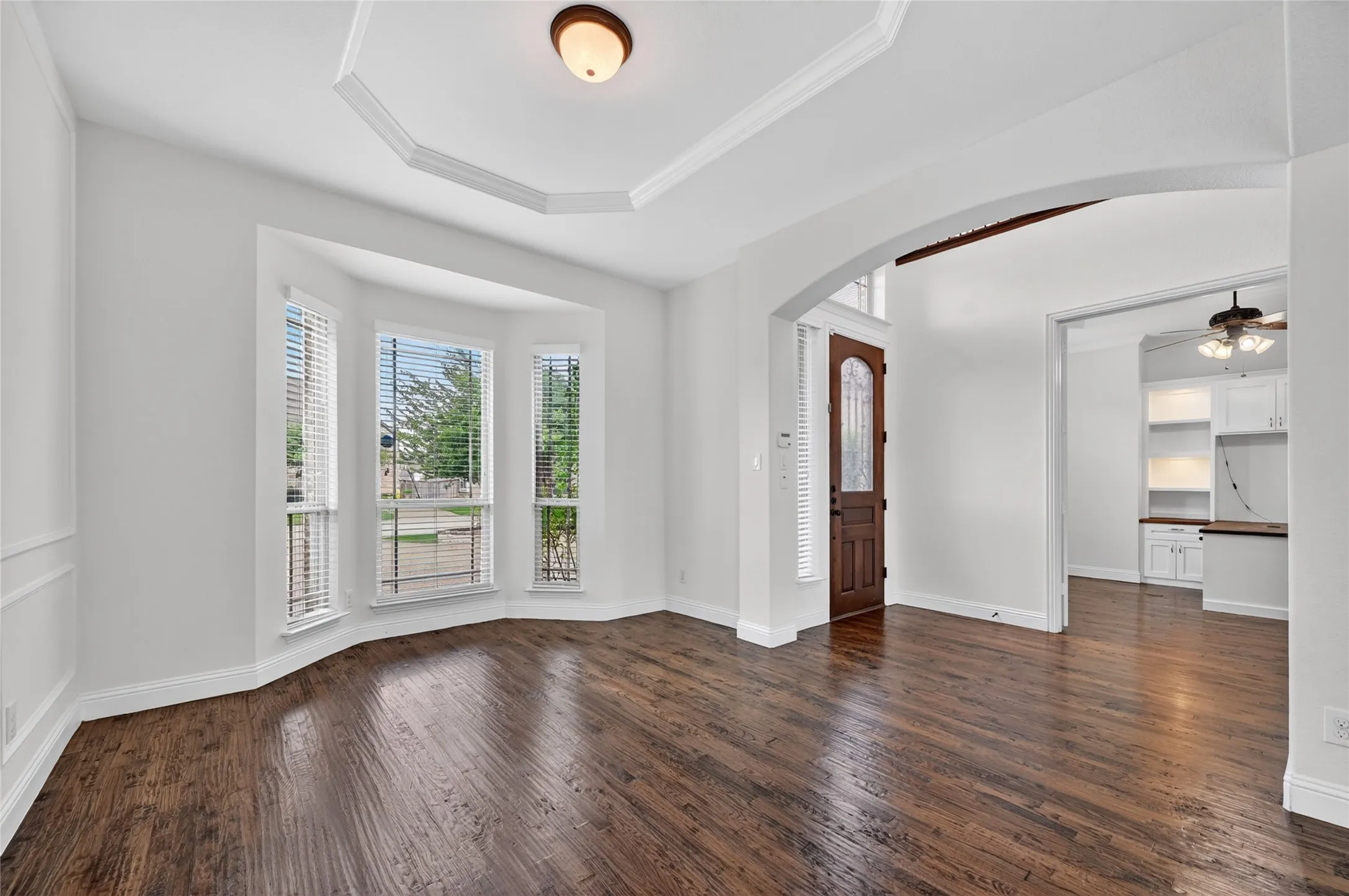 Single Family Residence For Sale in Denton County , 1009 Spinks Court, Flower Mound, Texas 75028, 5 Bedroom, 4 Bathroom, 3 Garage spaces, 4,465 Sqft, built in 2014, mls#21332546, Real Estate Agent in Flower Mound, Homes For Sale in Denton county, Homes For Sale in Flower Mound, Realtor in Flower Mound Texas, Real Estate Brokerage Independent Realty Texas, Luminita Cordes Realtor