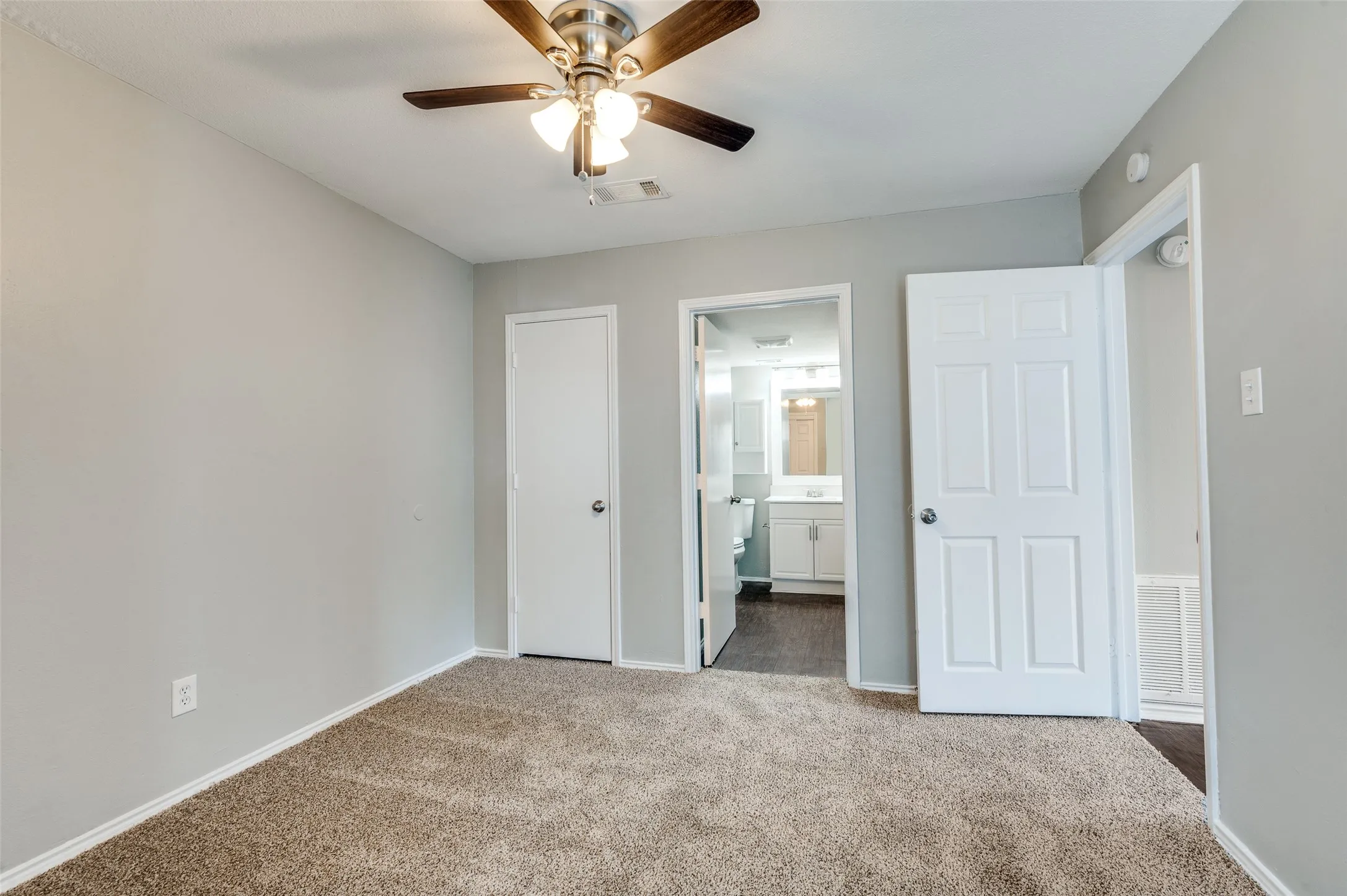 Quadruplex For Sale in Tarrant County , 115 Peachtree Court, Kennedale, Texas 76060, 10 Bedroom, 8 Bathroom, Garage spaces, 0 Sqft, built in 1984, mls#21332483, Real Estate Agent in Kennedale, Homes For Sale in Tarrant county, Homes For Sale in Kennedale, Realtor in Kennedale Texas, Real Estate Brokerage Independent Realty Texas, Luminita Cordes Realtor