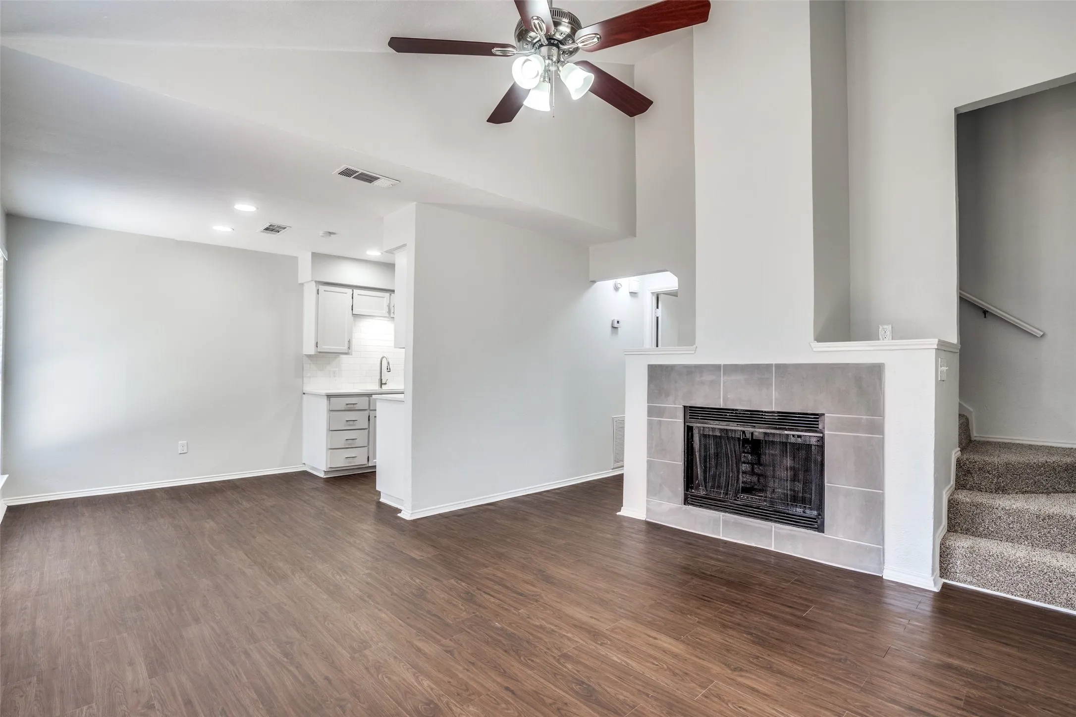 Quadruplex For Sale in Tarrant County , 115 Peachtree Court, Kennedale, Texas 76060, 10 Bedroom, 8 Bathroom, Garage spaces, 0 Sqft, built in 1984, mls#21332483, Real Estate Agent in Kennedale, Homes For Sale in Tarrant county, Homes For Sale in Kennedale, Realtor in Kennedale Texas, Real Estate Brokerage Independent Realty Texas, Luminita Cordes Realtor