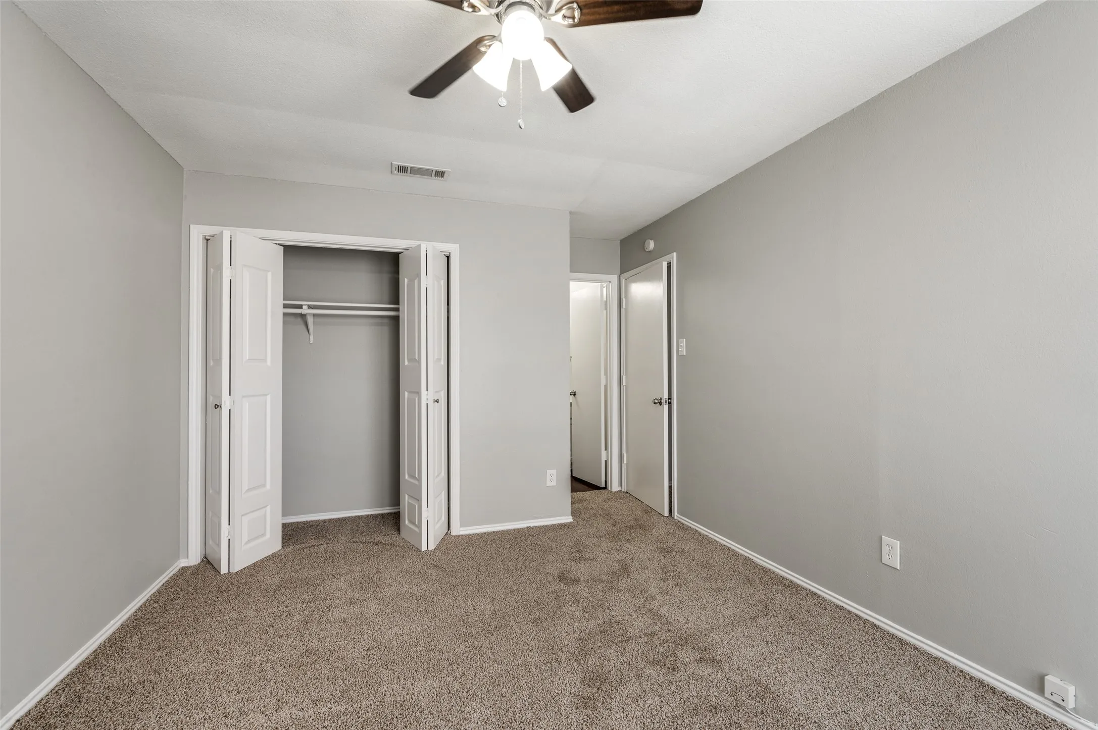 Quadruplex For Sale in Tarrant County , 115 Peachtree Court, Kennedale, Texas 76060, 10 Bedroom, 8 Bathroom, Garage spaces, 0 Sqft, built in 1984, mls#21332483, Real Estate Agent in Kennedale, Homes For Sale in Tarrant county, Homes For Sale in Kennedale, Realtor in Kennedale Texas, Real Estate Brokerage Independent Realty Texas, Luminita Cordes Realtor