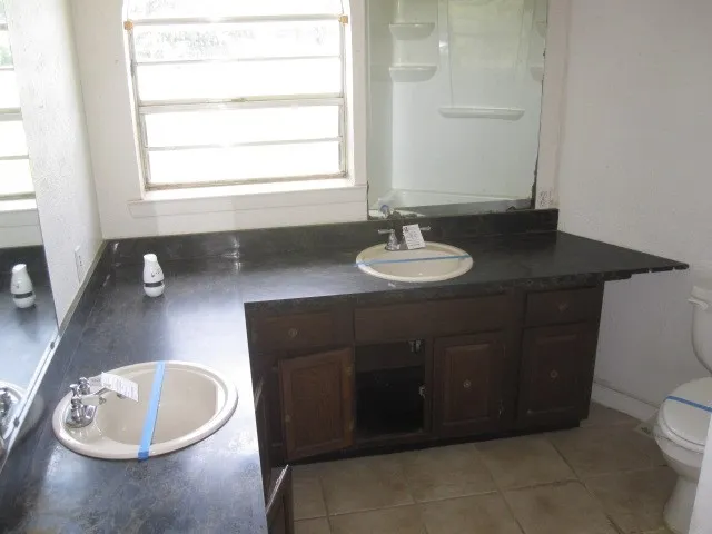Single Family Residence For Sale in Cooke County , 2345 County Road 211, Gainesville, Texas 76240, 4 Bedroom, 3 Bathroom, 2 Garage spaces, 2,445 Sqft, built in 1970, mls#21332574, Real Estate Agent in Gainesville, Homes For Sale in Cooke county, Homes For Sale in Gainesville, Realtor in Gainesville Texas, Real Estate Brokerage Independent Realty Texas, Luminita Cordes Realtor