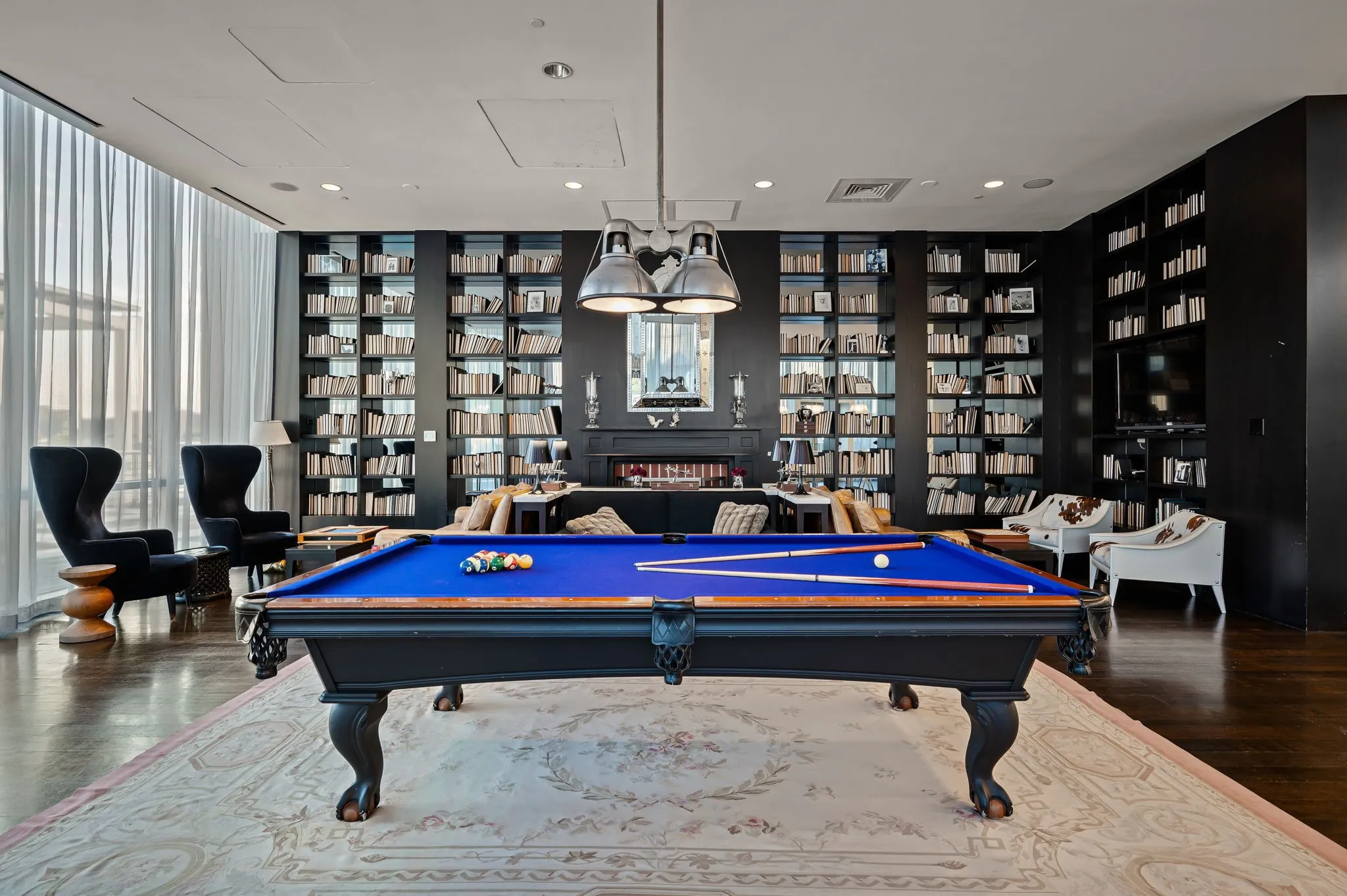Condominium For Sale in Dallas County , 2200 Victory Avenue 1505, Dallas, Texas 75219, 2 Bedrooms, 3 Bathrooms, 2 Garage spaces, 2,466 Sqft, built in 2007, Price $1,275,000, mls#21332137, Real Estate Agent in Dallas, Homes For Sale in Dallas county, Homes For Sale in Dallas, Realtor in Dallas Texas, Real Estate Brokerage Independent Realty Texas, Luminita Cordes Realtor
