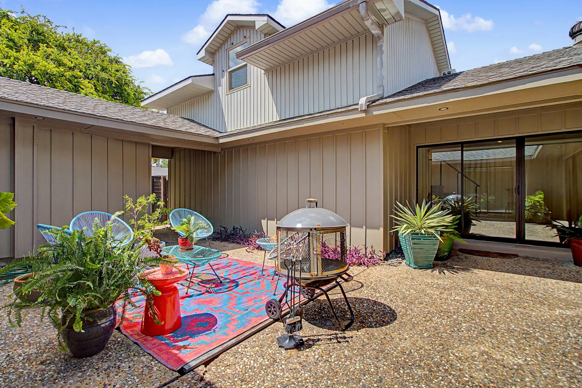 Single Family Residence For Sale in Dallas County , 9357 Creel Creek Drive, Dallas, Texas 75228, 4 Bedroom, 5 Bathroom, 2 Garage spaces, 3,276 Sqft, built in 1965, mls#21317621, Real Estate Agent in Dallas, Homes For Sale in Dallas county, Homes For Sale in Dallas, Realtor in Dallas Texas, Real Estate Brokerage Independent Realty Texas, Luminita Cordes Realtor