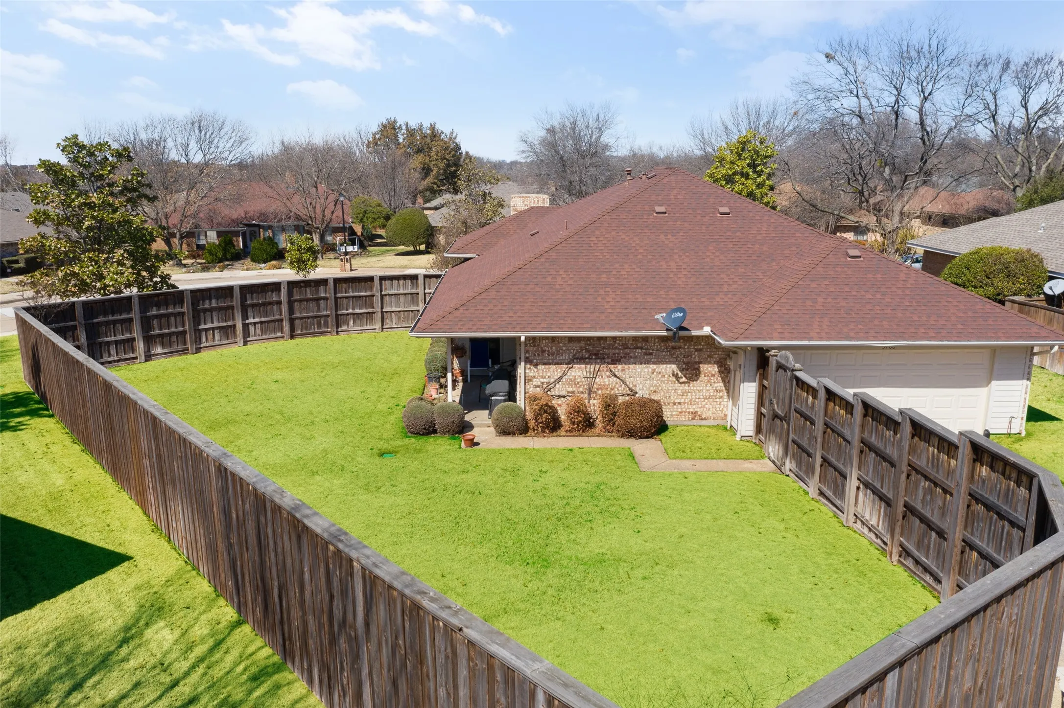 Single Family Residence For Sale in Denton County , 3708 Galloway Lane, Carrollton, Texas 75007, 3 Bedroom, 2 Bathroom, 2 Garage spaces, 1,853 Sqft, built in 1983, mls#21330139, Real Estate Agent in Carrollton, Homes For Sale in Denton county, Homes For Sale in Carrollton, Realtor in Carrollton Texas, Real Estate Brokerage Independent Realty Texas, Luminita Cordes Realtor