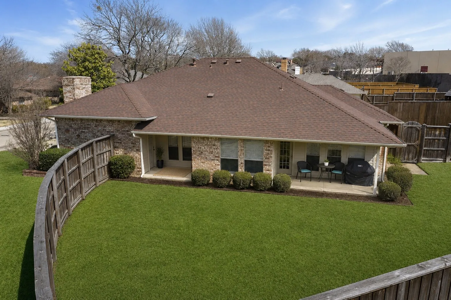 Single Family Residence For Sale in Denton County , 3708 Galloway Lane, Carrollton, Texas 75007, 3 Bedroom, 2 Bathroom, 2 Garage spaces, 1,853 Sqft, built in 1983, mls#21330139, Real Estate Agent in Carrollton, Homes For Sale in Denton county, Homes For Sale in Carrollton, Realtor in Carrollton Texas, Real Estate Brokerage Independent Realty Texas, Luminita Cordes Realtor