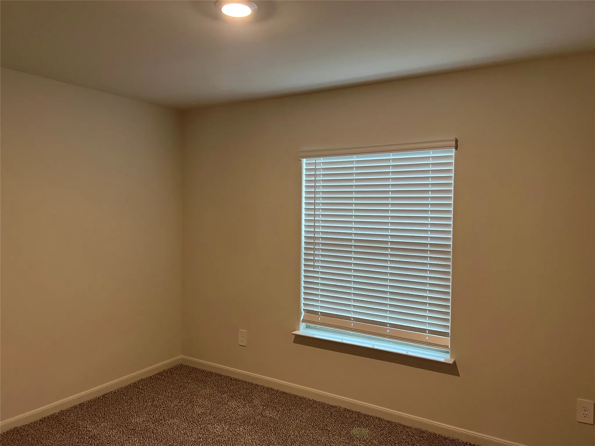 Single Family Residence For Rent in Kaufman County , 3086 Chillingham Drive, Forney, Texas 75126, 3 Bedroom, 2 Bathroom, 2 Garage spaces, 1,606 Sqft, built in 2022, mls#21332587, Real Estate Agent in Forney, Homes For Rent in Kaufman county, Homes For Rent in Forney, Realtor in Forney Texas, Real Estate Brokerage Independent Realty Texas, Luminita Cordes Realtor