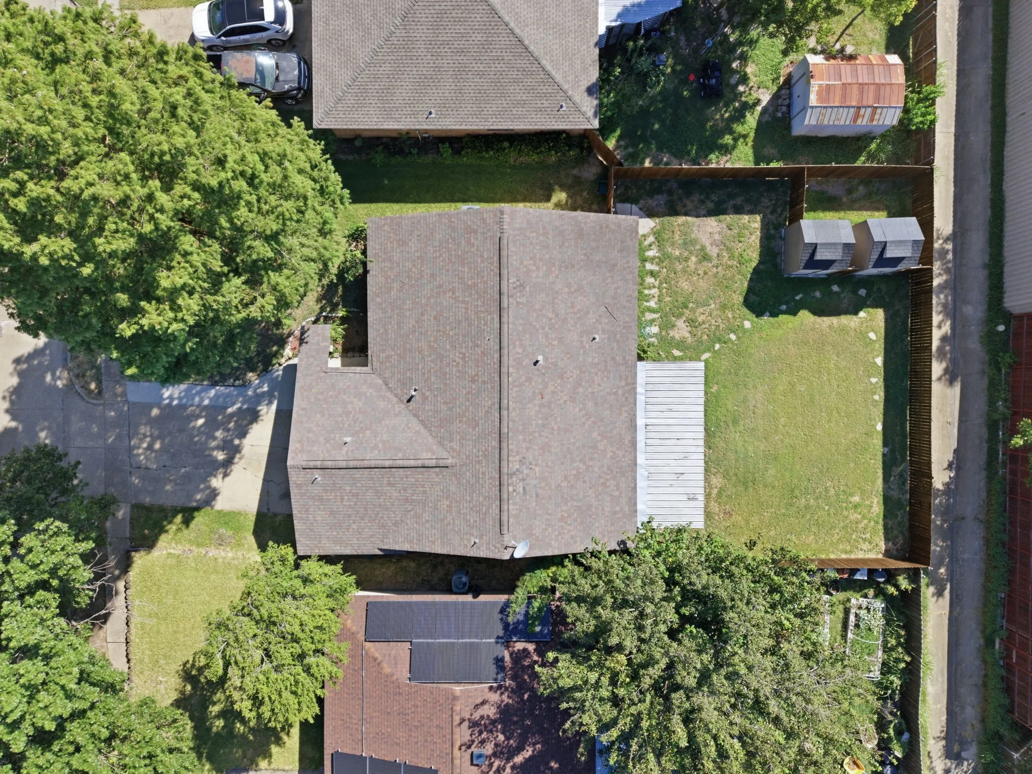 Single Family Residence For Sale in Dallas County , 1615 Roundrock Trail, Mesquite, Texas 75149, 4 Bedroom, 3 Bathroom, Garage spaces, 1,789 Sqft, built in 1978, mls#21275152, Real Estate Agent in Mesquite, Homes For Sale in Dallas county, Homes For Sale in Mesquite, Realtor in Mesquite Texas, Real Estate Brokerage Independent Realty Texas, Luminita Cordes Realtor