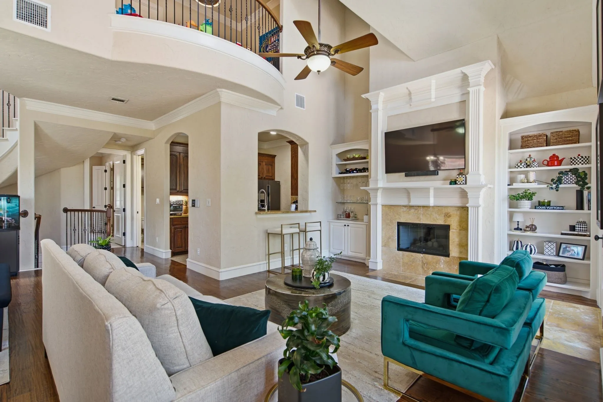 Townhouse For Sale in Dallas County , 728 Rockingham Drive, Irving, Texas 75063, 3 Bedroom, 3 Bathroom, 2 Garage spaces, 2,632 Sqft, built in 2006, mls#21328786, Real Estate Agent in Irving, Homes For Sale in Dallas county, Homes For Sale in Irving, Realtor in Irving Texas, Real Estate Brokerage Independent Realty Texas, Luminita Cordes Realtor