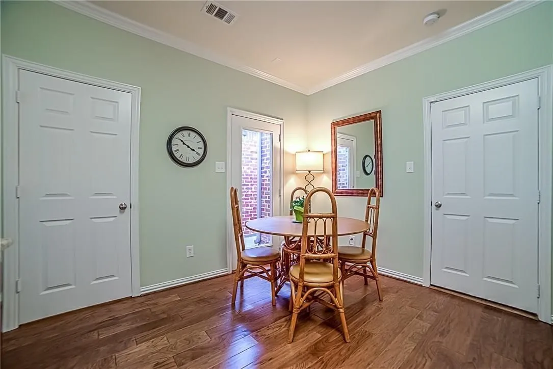 Townhouse For Rent in Collin County , 5790 Antique Rose Trail, Fairview, Texas 75069, 2 Bedroom, 2 Bathroom, 2 Garage spaces, 1,255 Sqft, built in 2008, mls#21311484, Real Estate Agent in Fairview, Homes For Rent in Collin county, Homes For Rent in Fairview, Realtor in Fairview Texas, Real Estate Brokerage Independent Realty Texas, Luminita Cordes Realtor