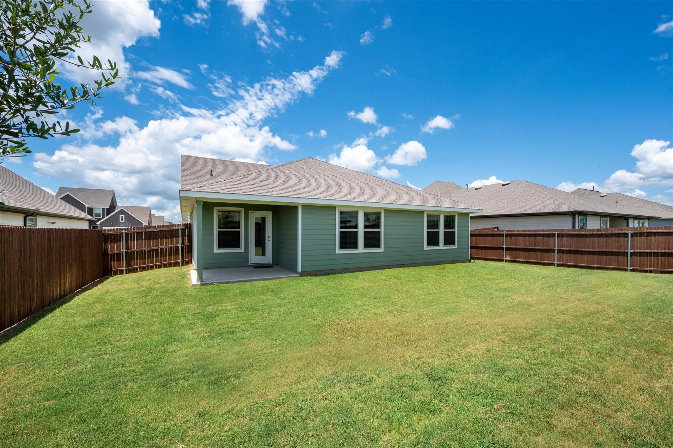 Single Family Residence For Sale in Grayson County , 2315 Hydrangea Drive, Pilot Point, Texas 76258, 4 Bedroom, 2 Bathroom, 2 Garage spaces, 1,779 Sqft, built in 2024, mls#21332500, Real Estate Agent in Pilot Point, Homes For Sale in Grayson county, Homes For Sale in Pilot Point, Realtor in Pilot Point Texas, Real Estate Brokerage Independent Realty Texas, Luminita Cordes Realtor