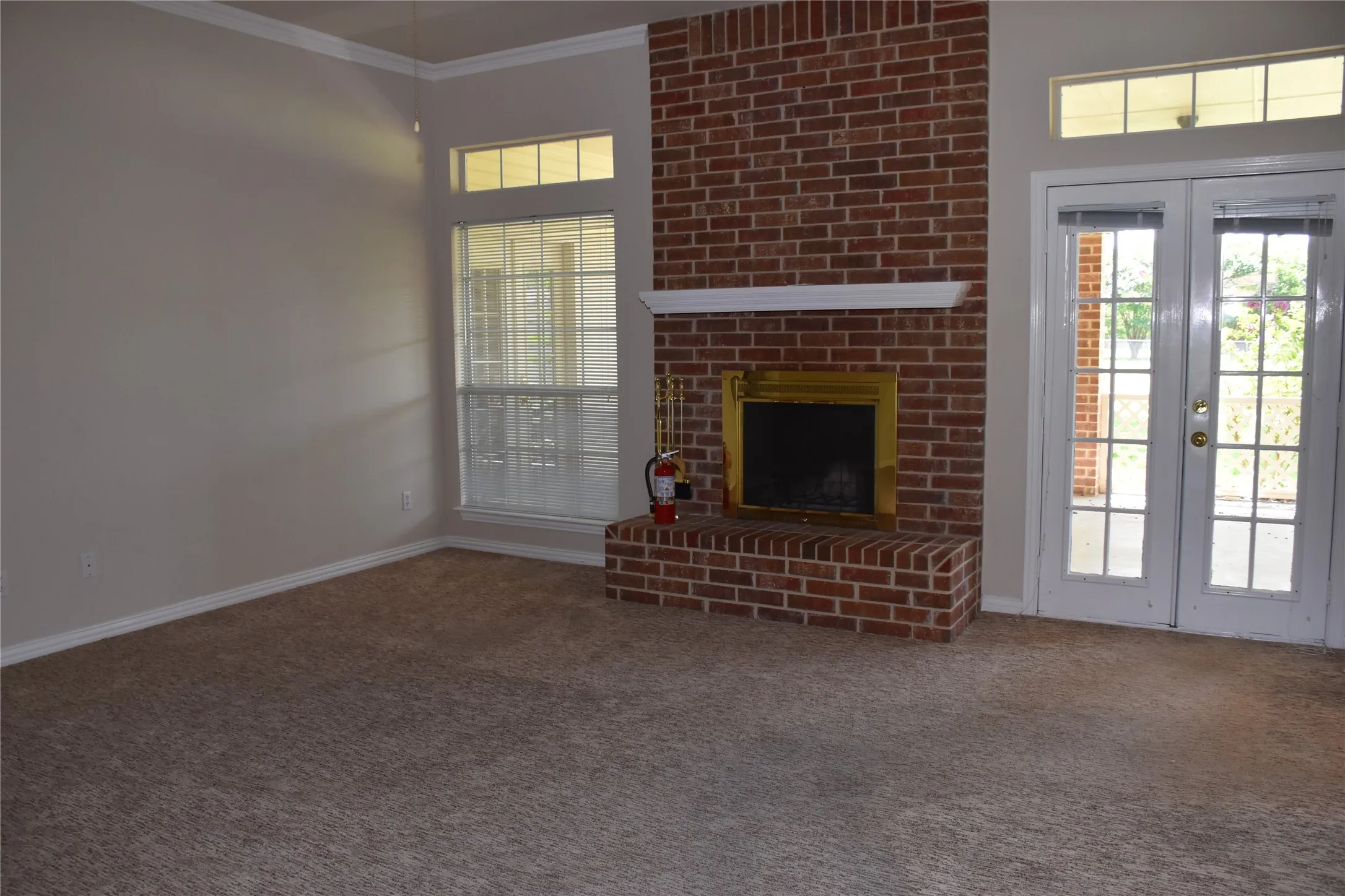 Single Family Residence For Sale in Ellis County , 4017 Windmill Ridge Circle, Red Oak, Texas 75154, 4 Bedroom, 3 Bathroom, 2 Garage spaces, 2,191 Sqft, built in 1997, mls#21316183, Real Estate Agent in Red Oak, Homes For Sale in Ellis county, Homes For Sale in Red Oak, Realtor in Red Oak Texas, Real Estate Brokerage Independent Realty Texas, Luminita Cordes Realtor
