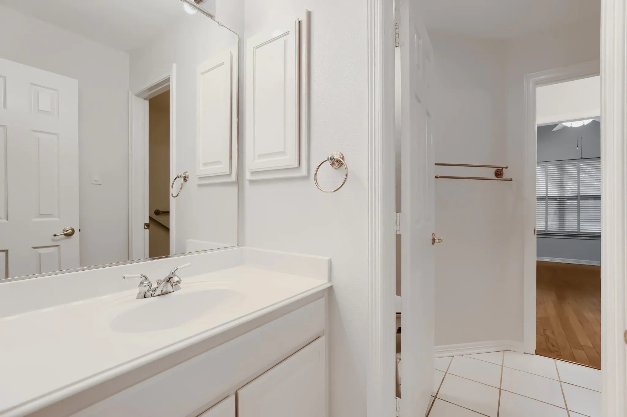 Single Family Residence For Sale in Collin County , 3011 Saint Germain Drive, Mc Kinney, Texas 75070, 4 Bedroom, 4 Bathroom, 3 Garage spaces, 3,664 Sqft, built in 1994, mls#21249079, Real Estate Agent in Mc Kinney, Homes For Sale in Collin county, Homes For Sale in Mc Kinney, Realtor in Mc Kinney Texas, Real Estate Brokerage Independent Realty Texas, Luminita Cordes Realtor