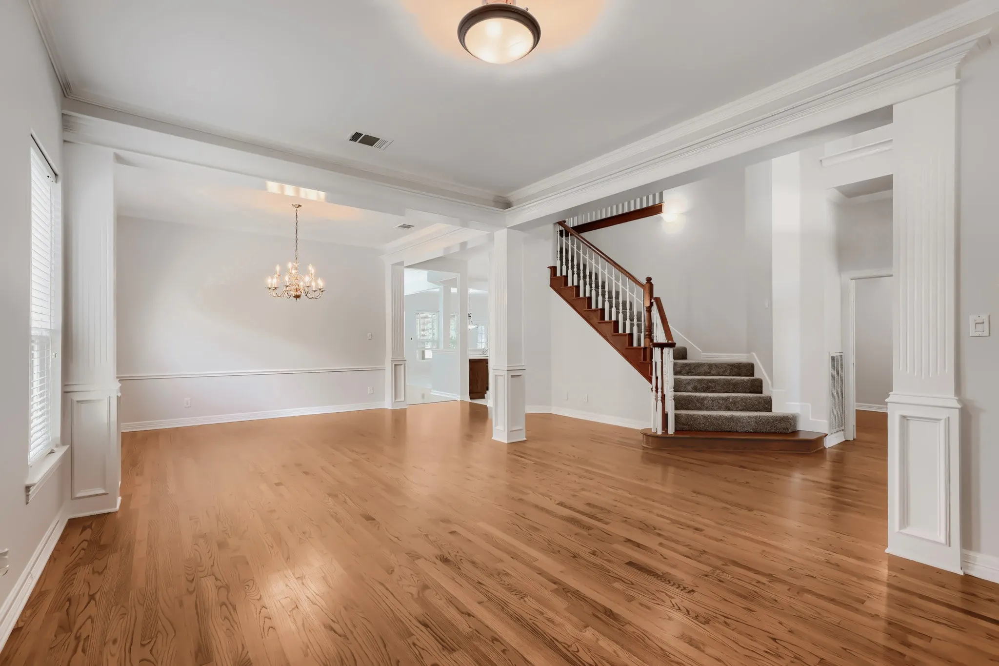 Single Family Residence For Sale in Collin County , 3011 Saint Germain Drive, Mc Kinney, Texas 75070, 4 Bedroom, 4 Bathroom, 3 Garage spaces, 3,664 Sqft, built in 1994, mls#21249079, Real Estate Agent in Mc Kinney, Homes For Sale in Collin county, Homes For Sale in Mc Kinney, Realtor in Mc Kinney Texas, Real Estate Brokerage Independent Realty Texas, Luminita Cordes Realtor
