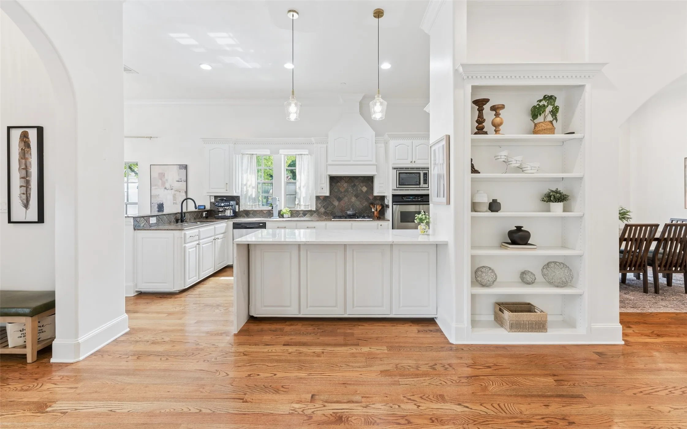 Condominium For Sale in Tarrant County , 53 Piazza Lane 110, Colleyville, Texas 76034, 4 Bedroom, 4 Bathroom, 2 Garage spaces, 3,214 Sqft, built in 2004, mls#21322849, Real Estate Agent in Colleyville, Homes For Sale in Tarrant county, Homes For Sale in Colleyville, Realtor in Colleyville Texas, Real Estate Brokerage Independent Realty Texas, Luminita Cordes Realtor
