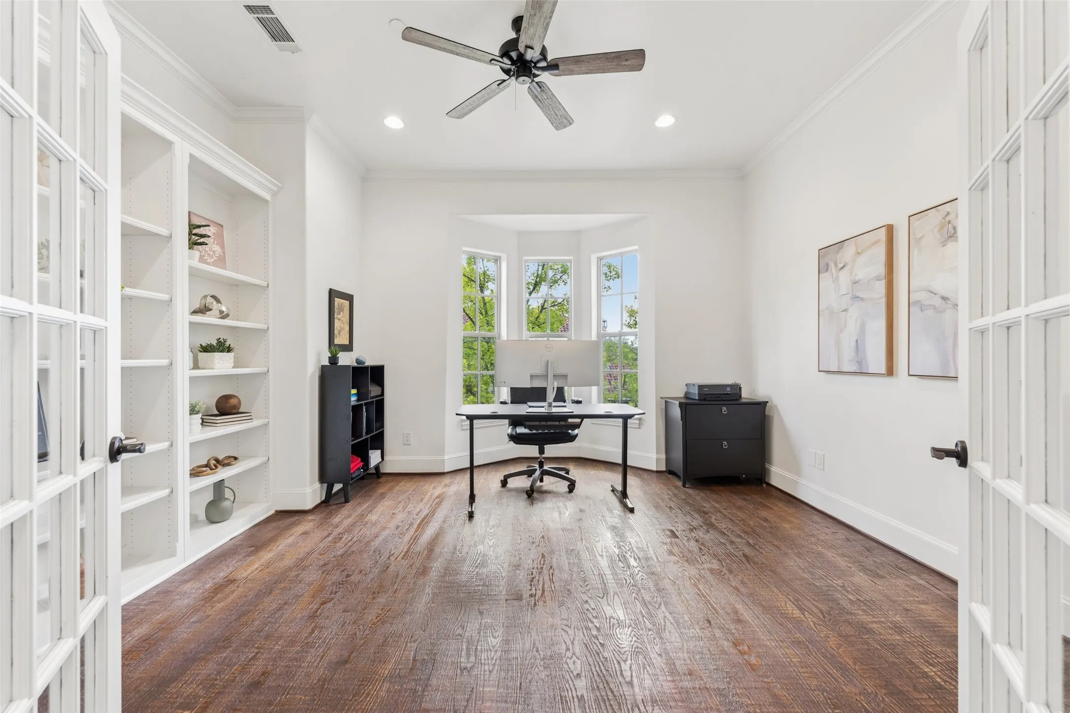 Condominium For Sale in Tarrant County , 53 Piazza Lane 110, Colleyville, Texas 76034, 4 Bedroom, 4 Bathroom, 2 Garage spaces, 3,214 Sqft, built in 2004, mls#21322849, Real Estate Agent in Colleyville, Homes For Sale in Tarrant county, Homes For Sale in Colleyville, Realtor in Colleyville Texas, Real Estate Brokerage Independent Realty Texas, Luminita Cordes Realtor