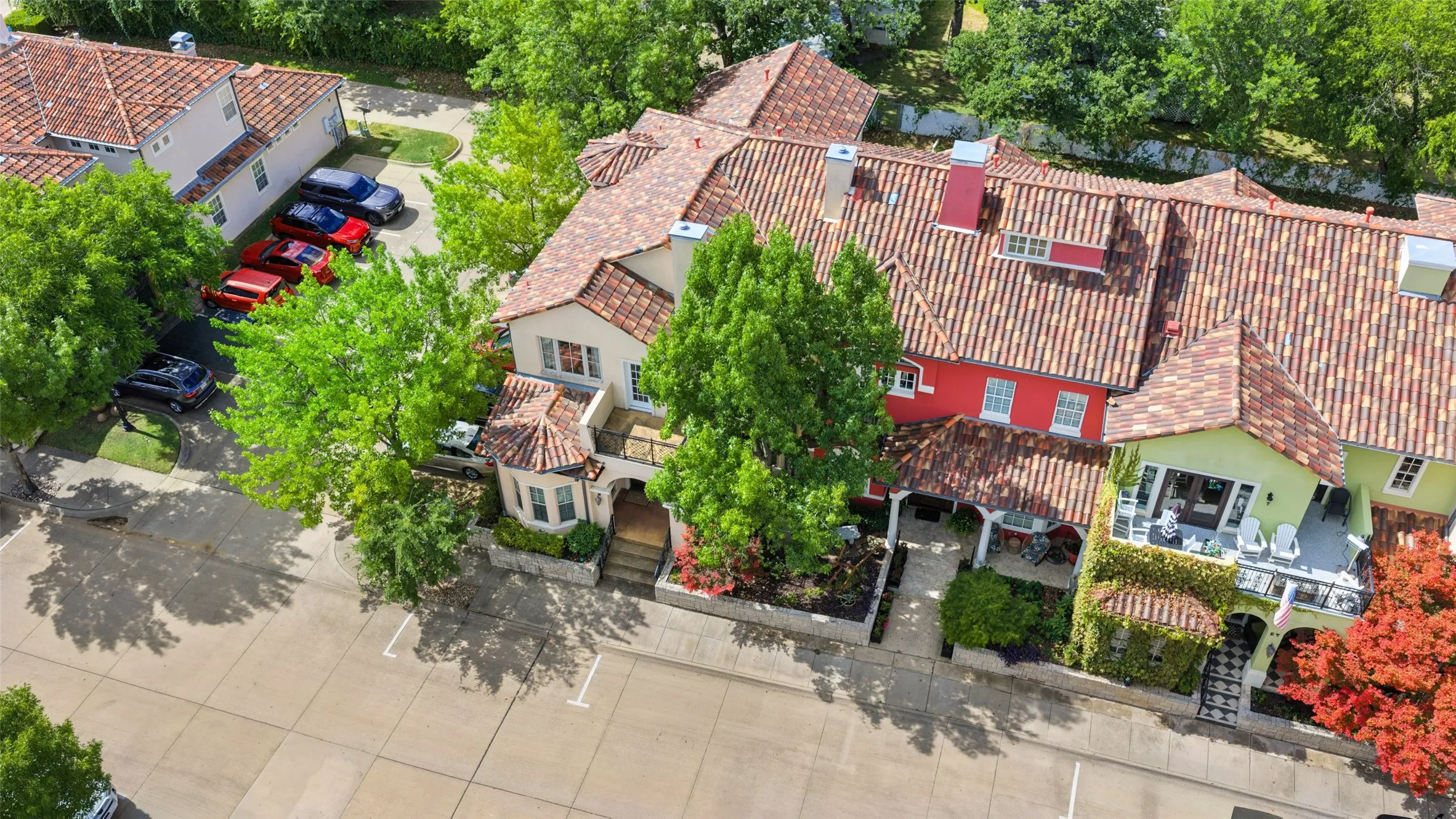Condominium For Sale in Tarrant County , 53 Piazza Lane 110, Colleyville, Texas 76034, 4 Bedroom, 4 Bathroom, 2 Garage spaces, 3,214 Sqft, built in 2004, mls#21322849, Real Estate Agent in Colleyville, Homes For Sale in Tarrant county, Homes For Sale in Colleyville, Realtor in Colleyville Texas, Real Estate Brokerage Independent Realty Texas, Luminita Cordes Realtor