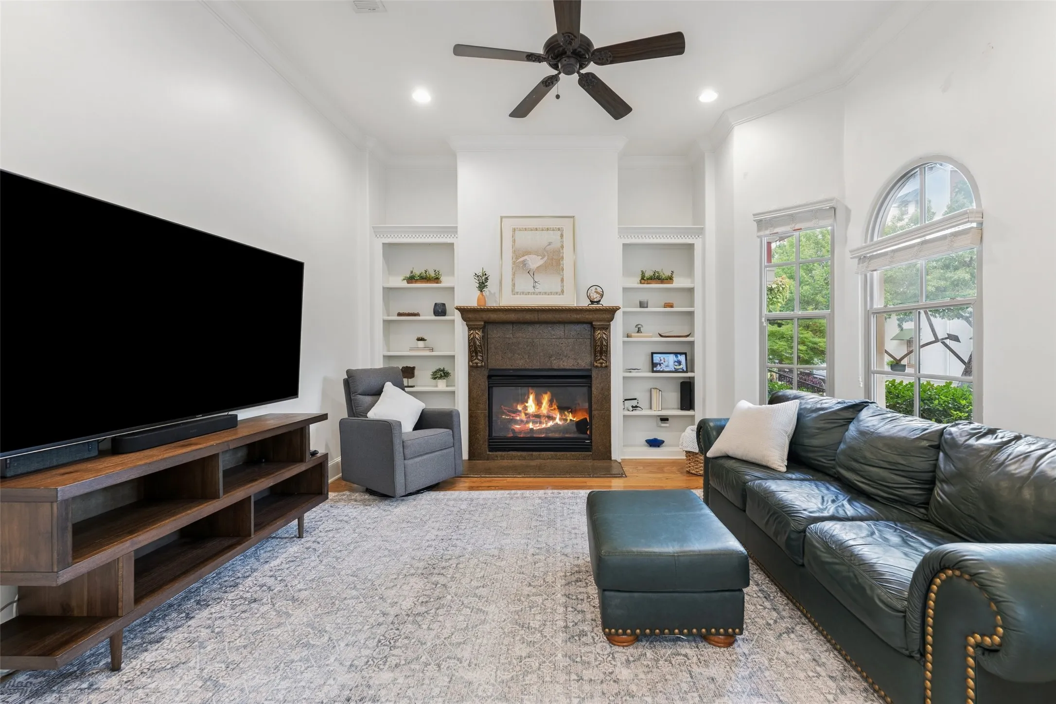 Condominium For Sale in Tarrant County , 53 Piazza Lane 110, Colleyville, Texas 76034, 4 Bedroom, 4 Bathroom, 2 Garage spaces, 3,214 Sqft, built in 2004, mls#21322849, Real Estate Agent in Colleyville, Homes For Sale in Tarrant county, Homes For Sale in Colleyville, Realtor in Colleyville Texas, Real Estate Brokerage Independent Realty Texas, Luminita Cordes Realtor